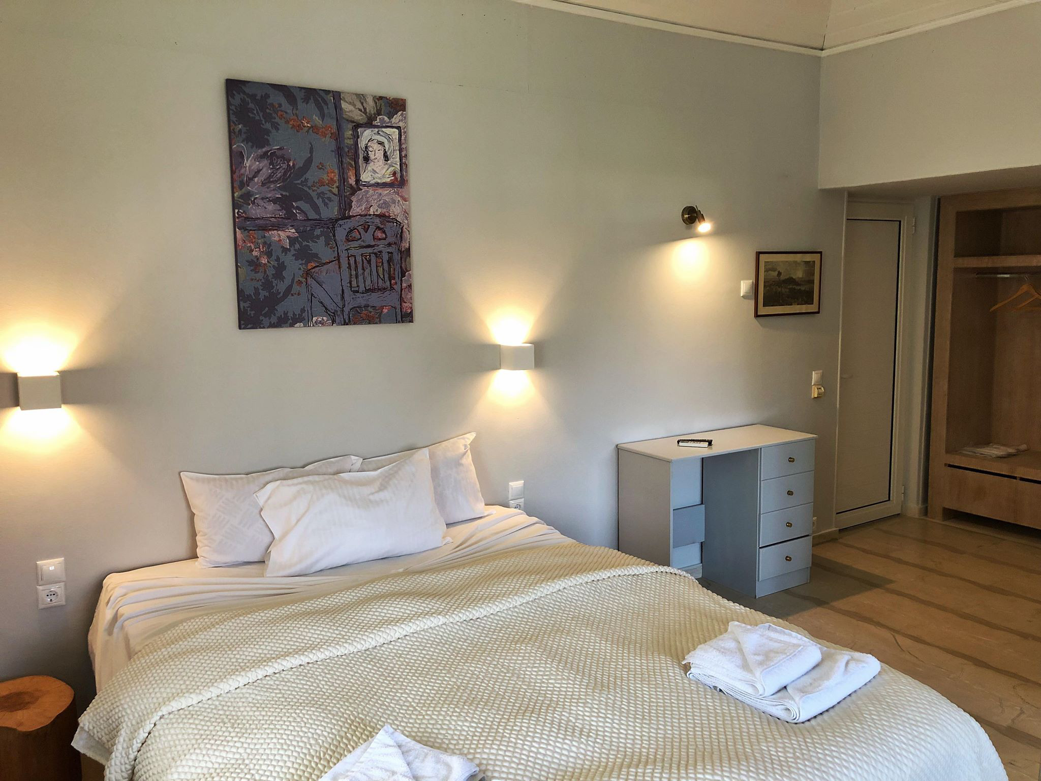 Loriet Hotel