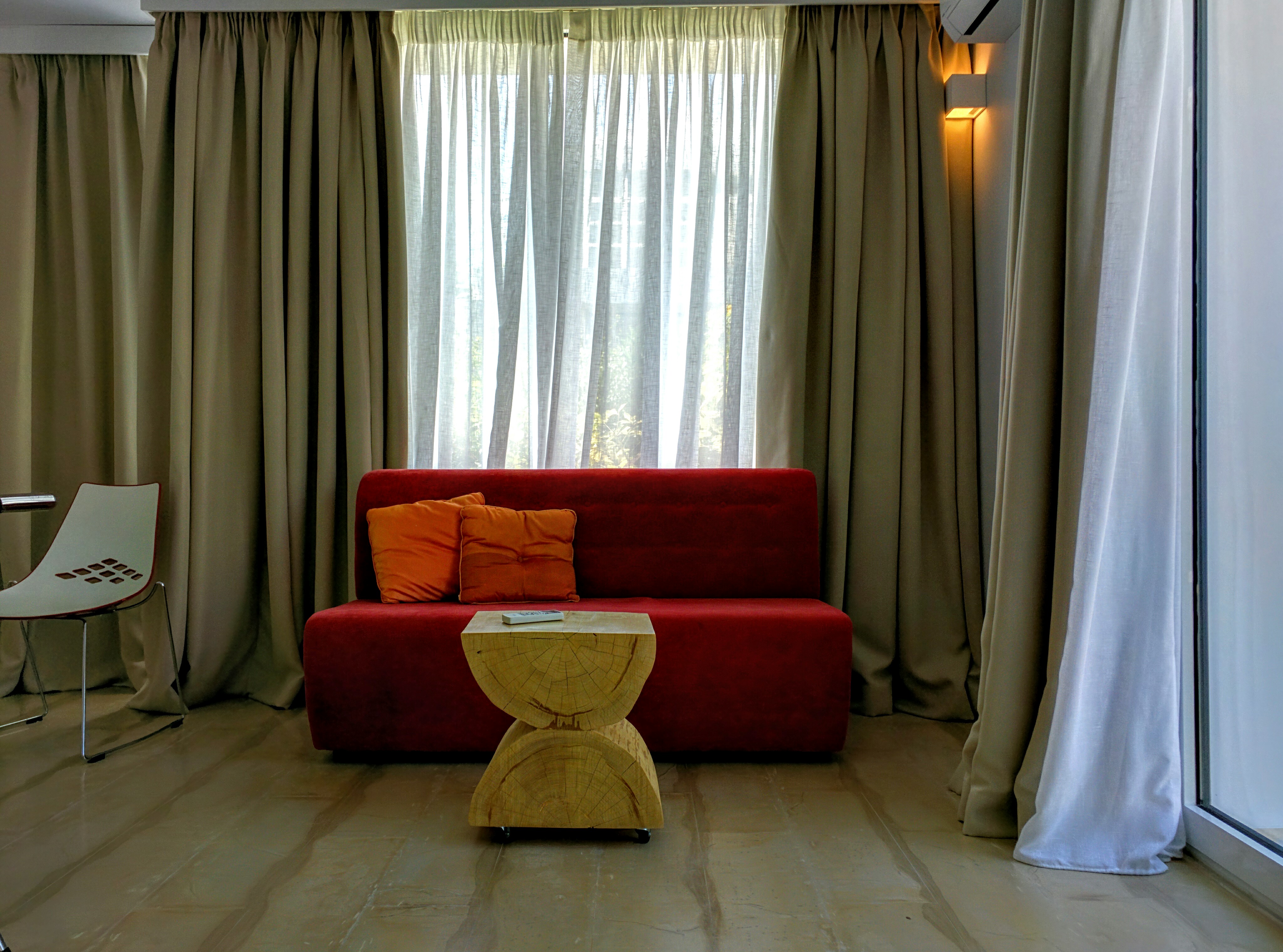 Loriet Hotel