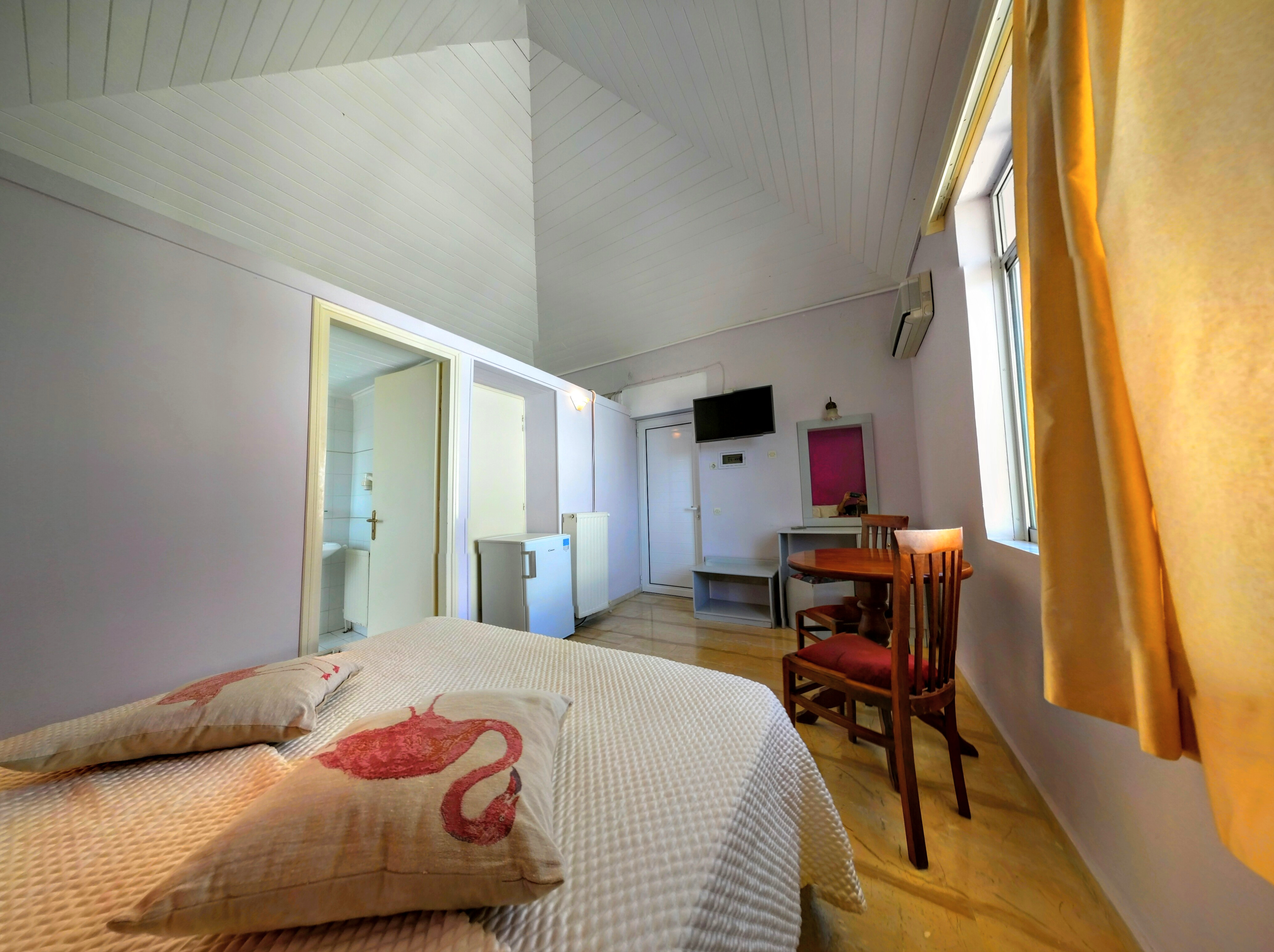 Loriet Hotel