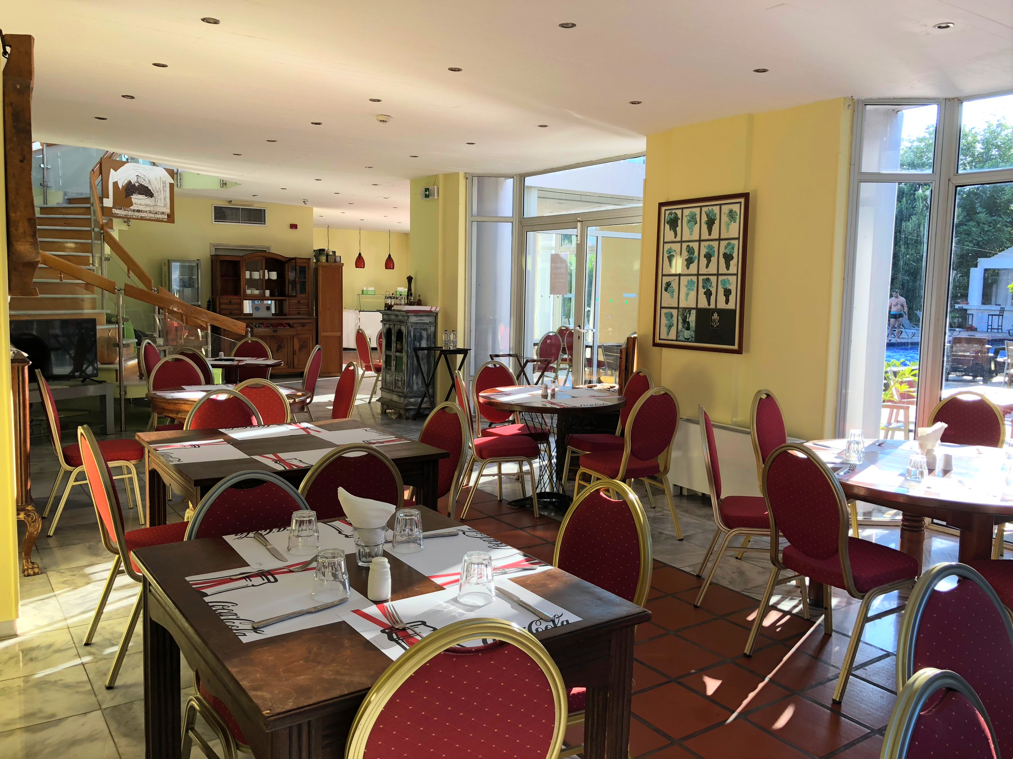 Loriet Hotel
