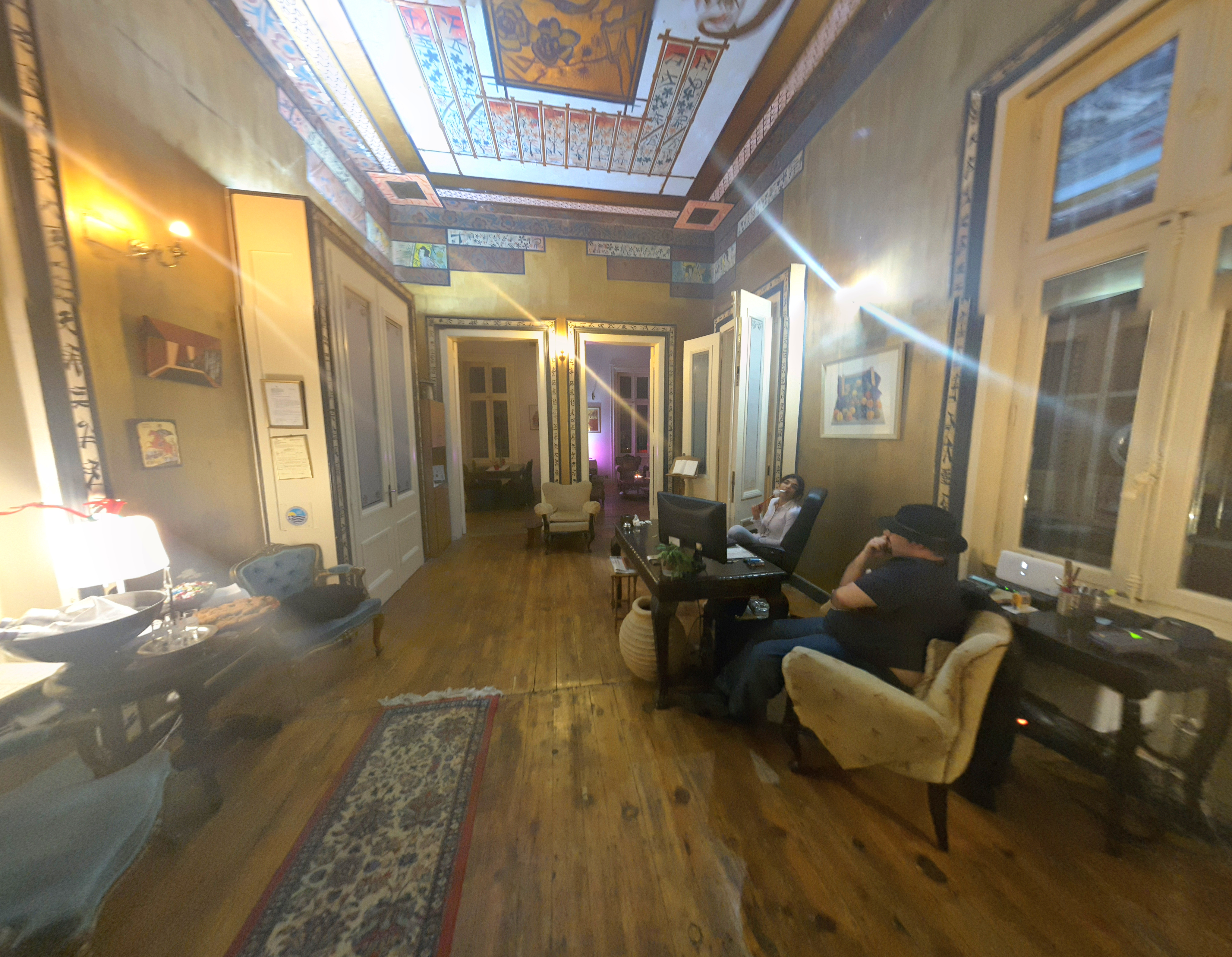 Loriet Hotel