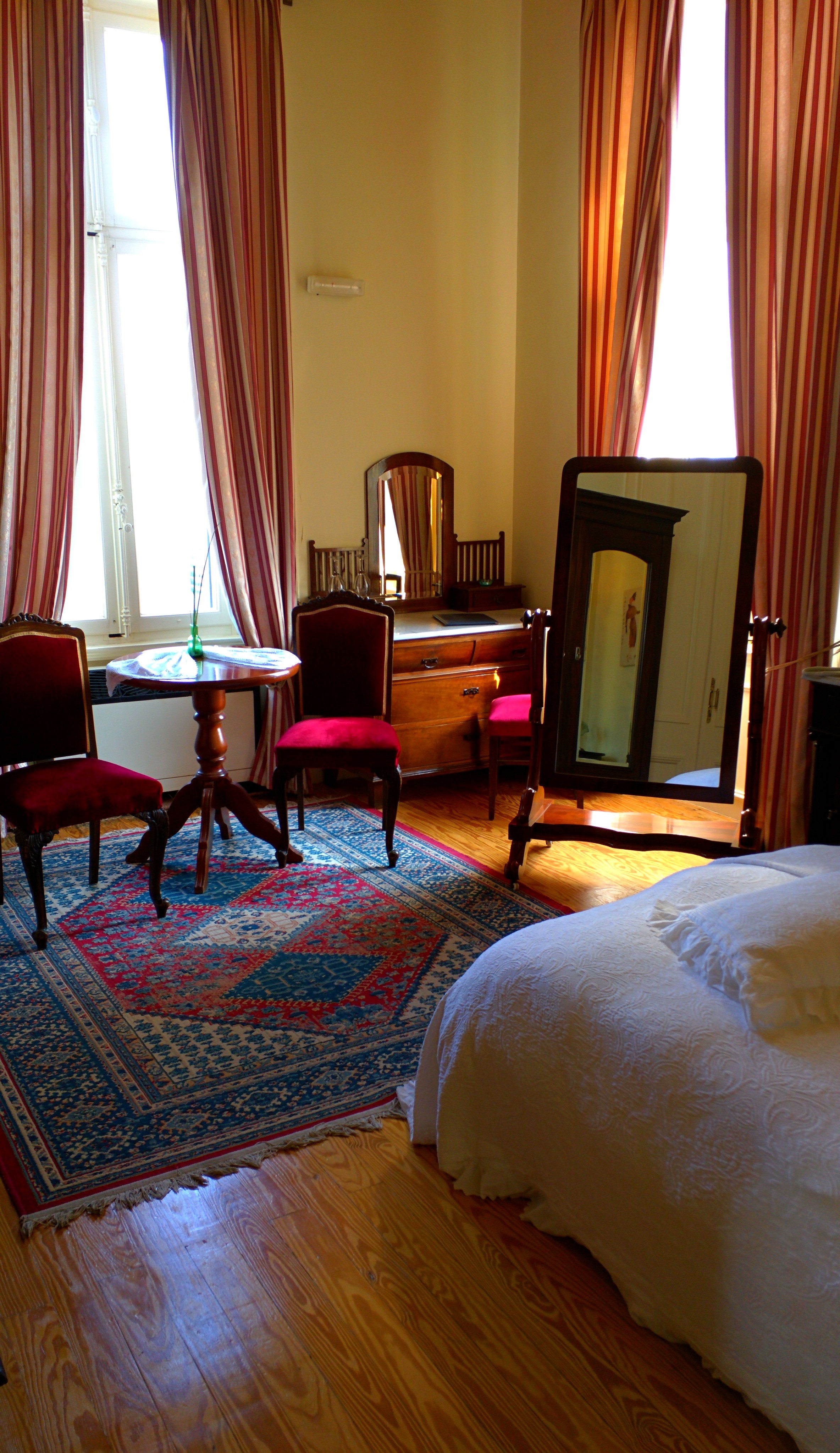 Loriet Hotel