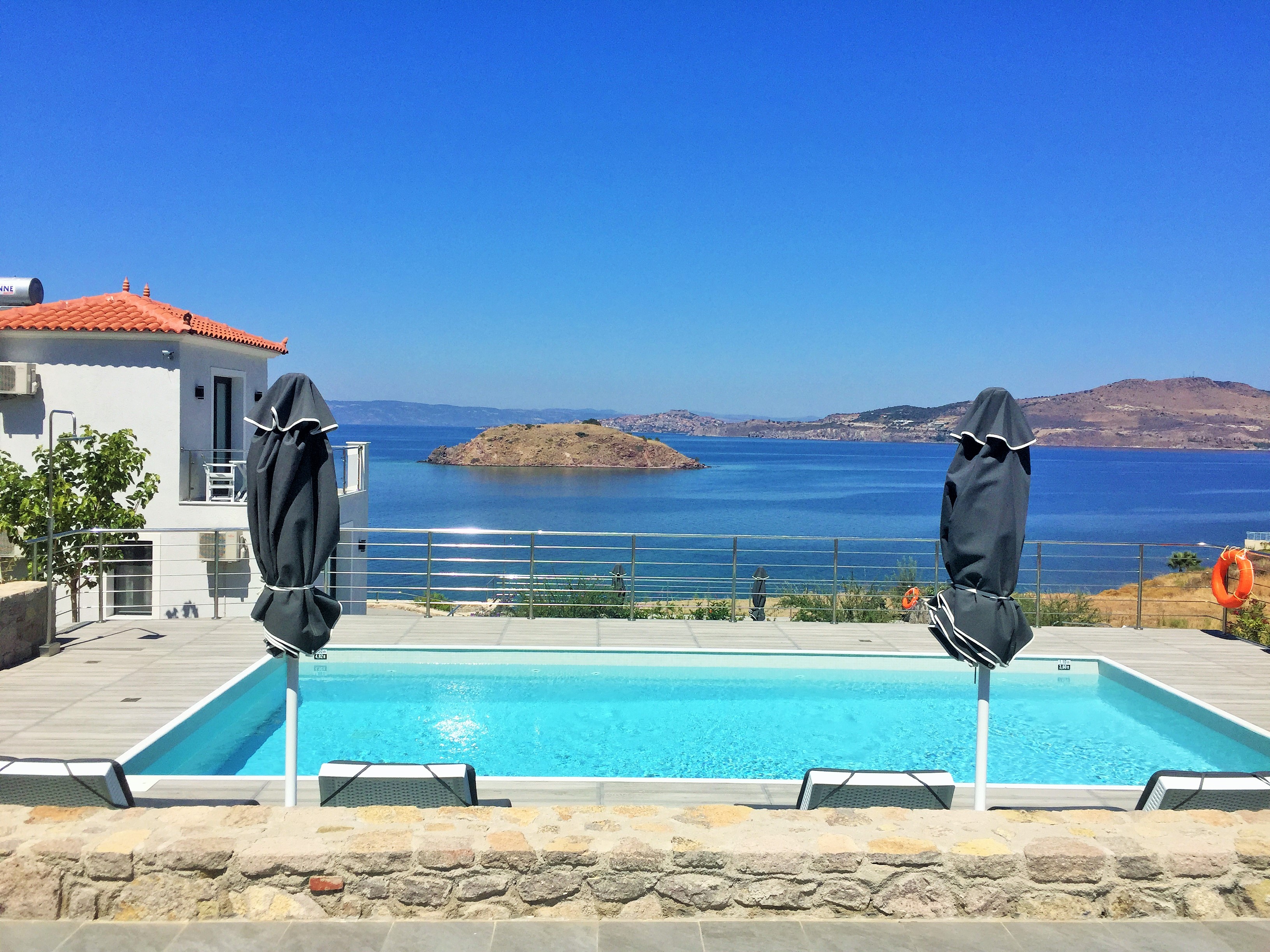 Eleia Seafront Villas