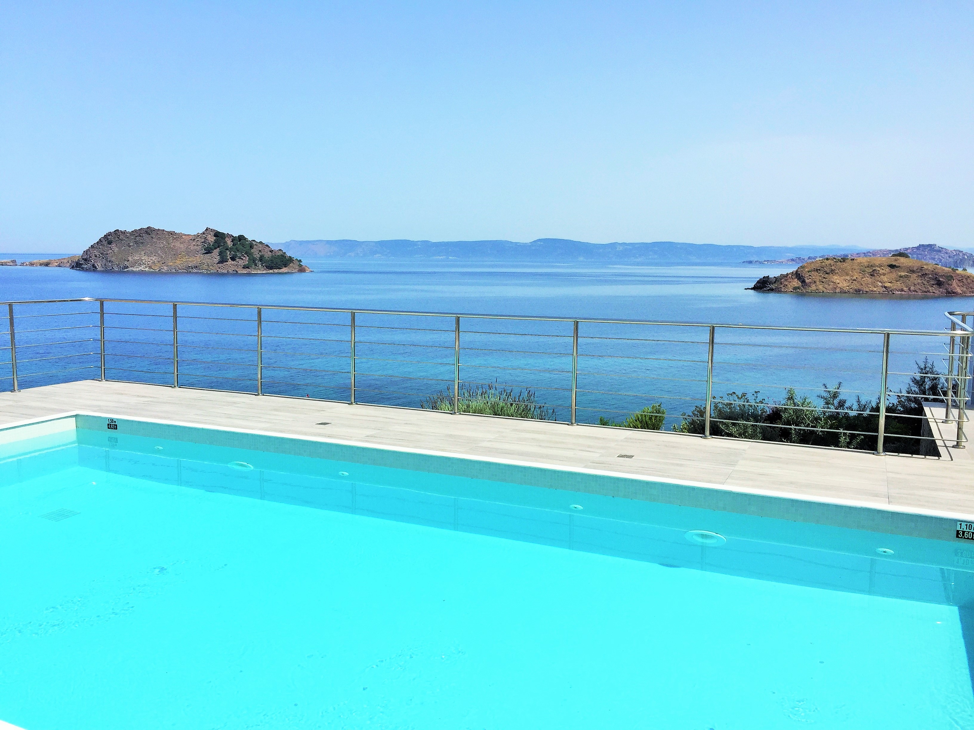 Eleia Seafront Villas