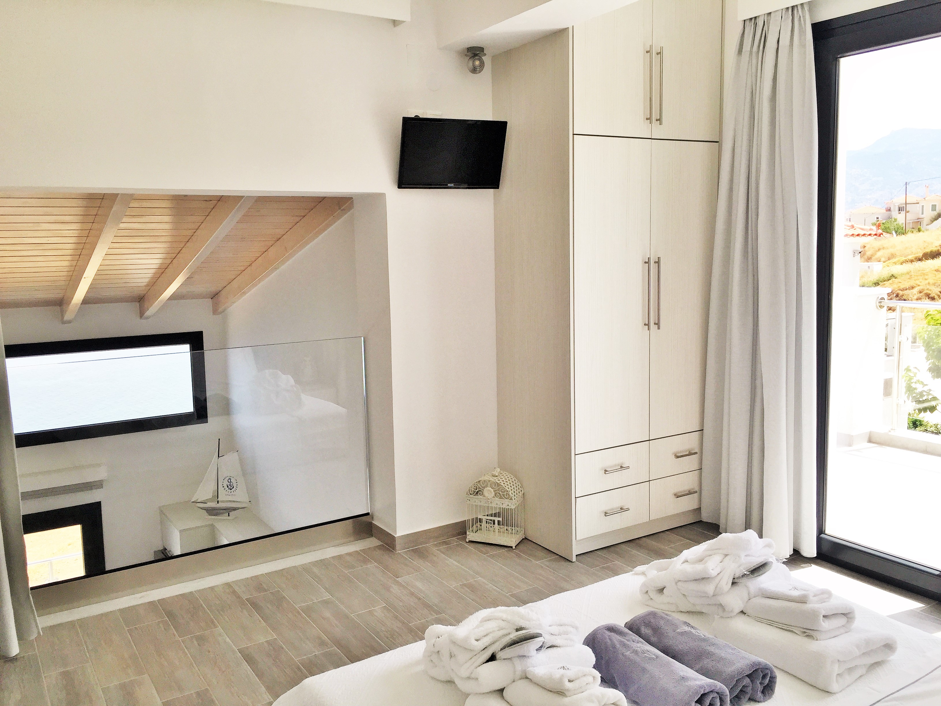 Eleia Seafront Villas