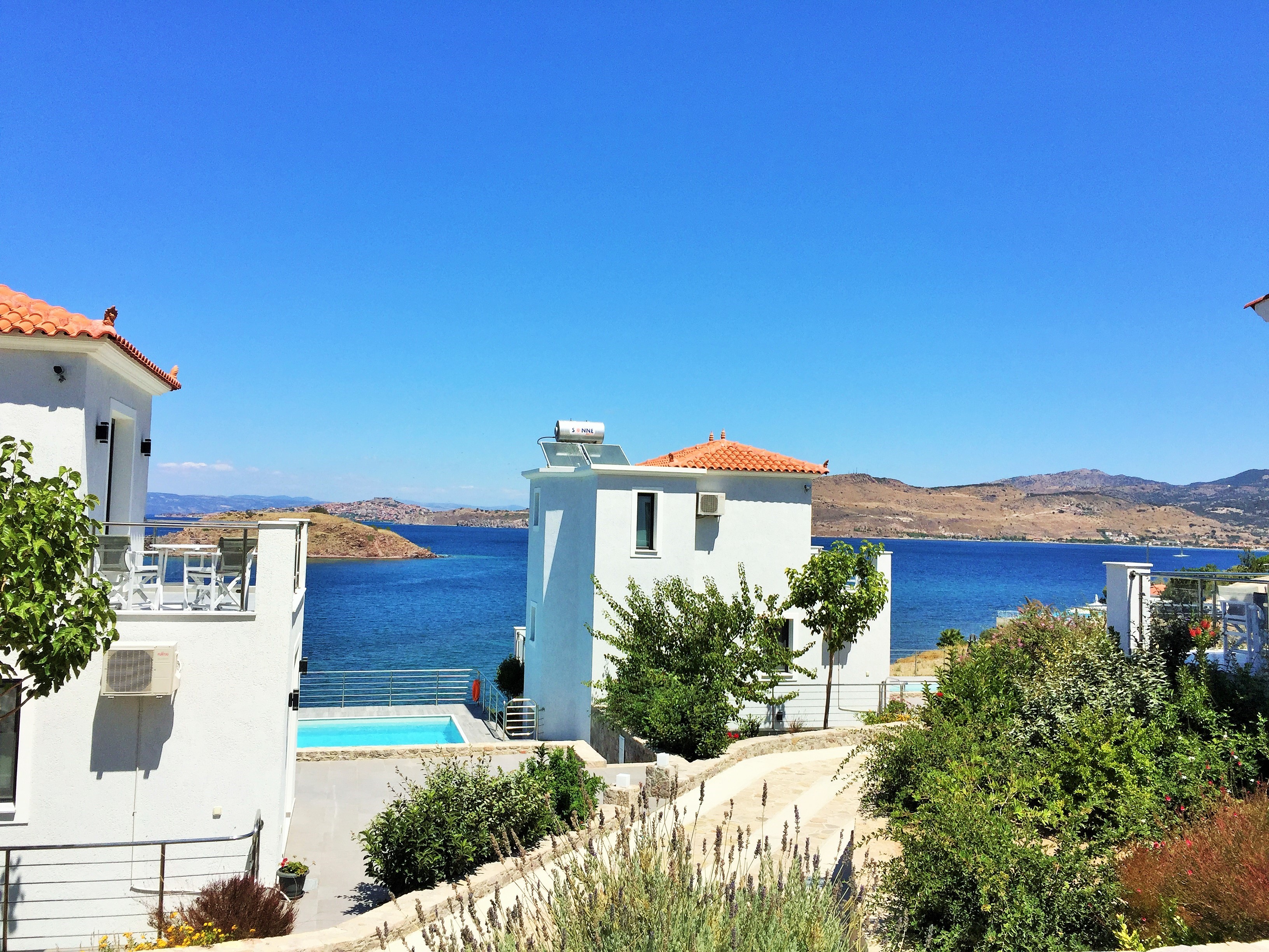 Eleia Seafront Villas