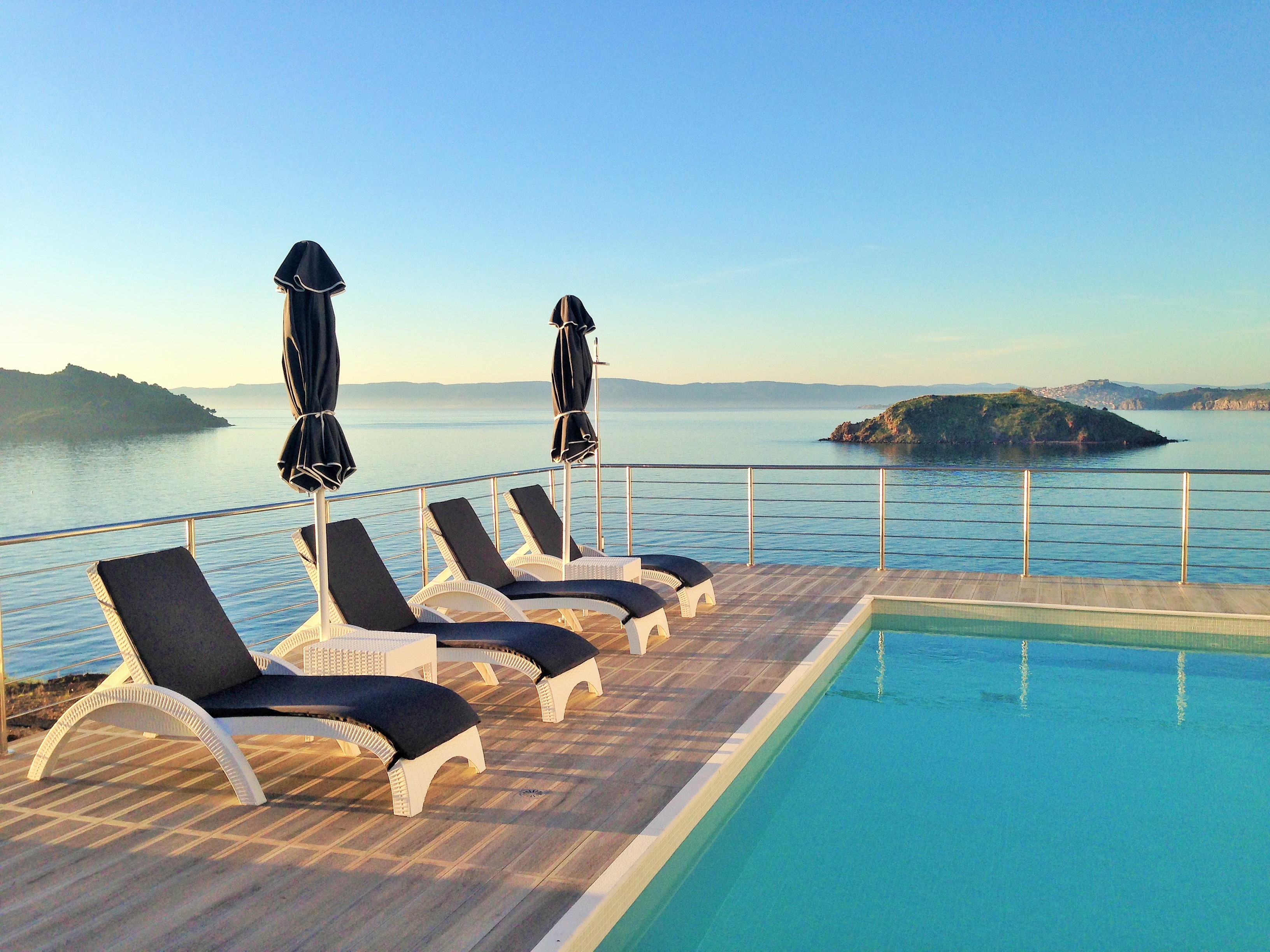 Eleia Seafront Villas