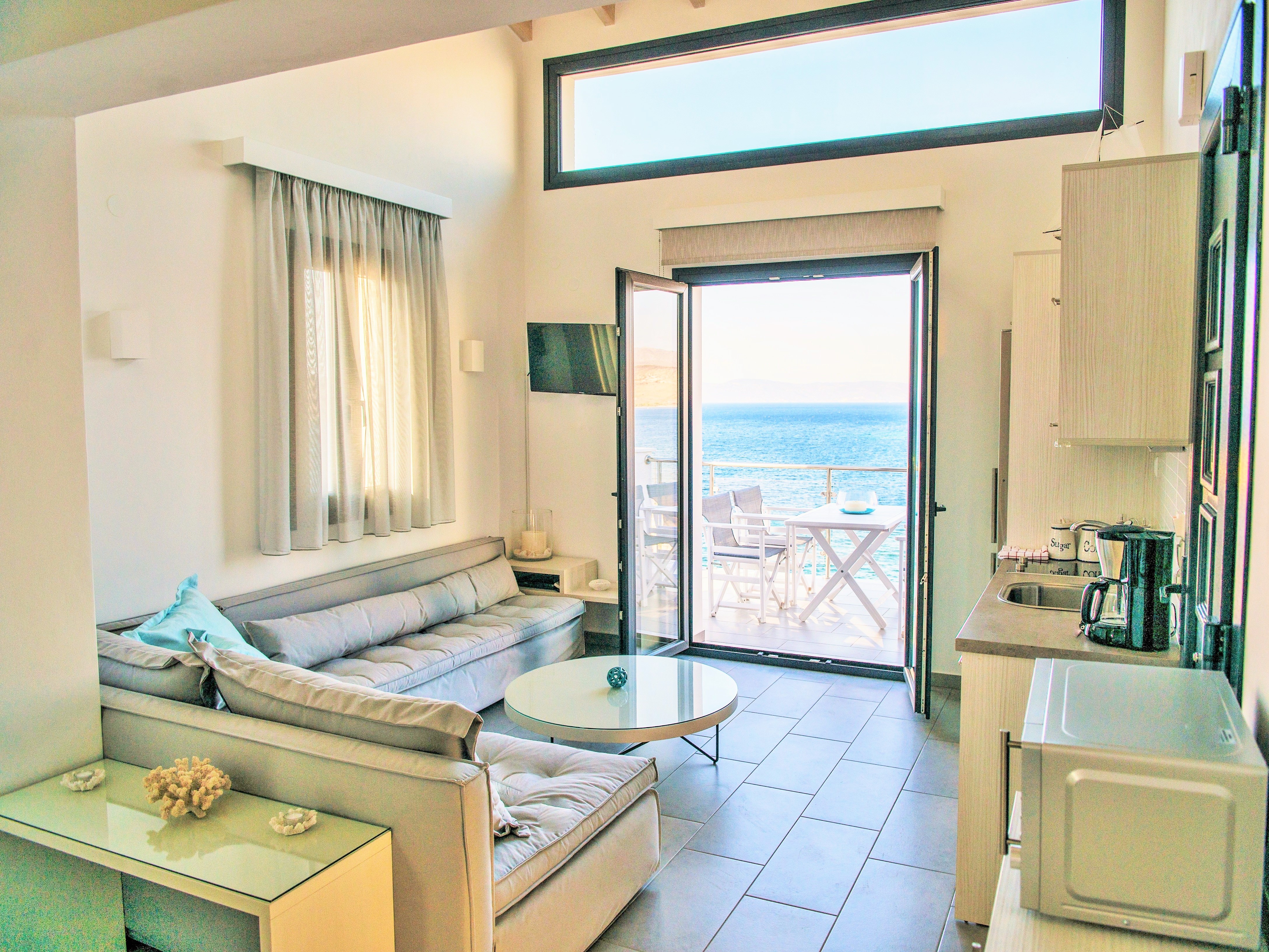 Eleia Seafront Villas