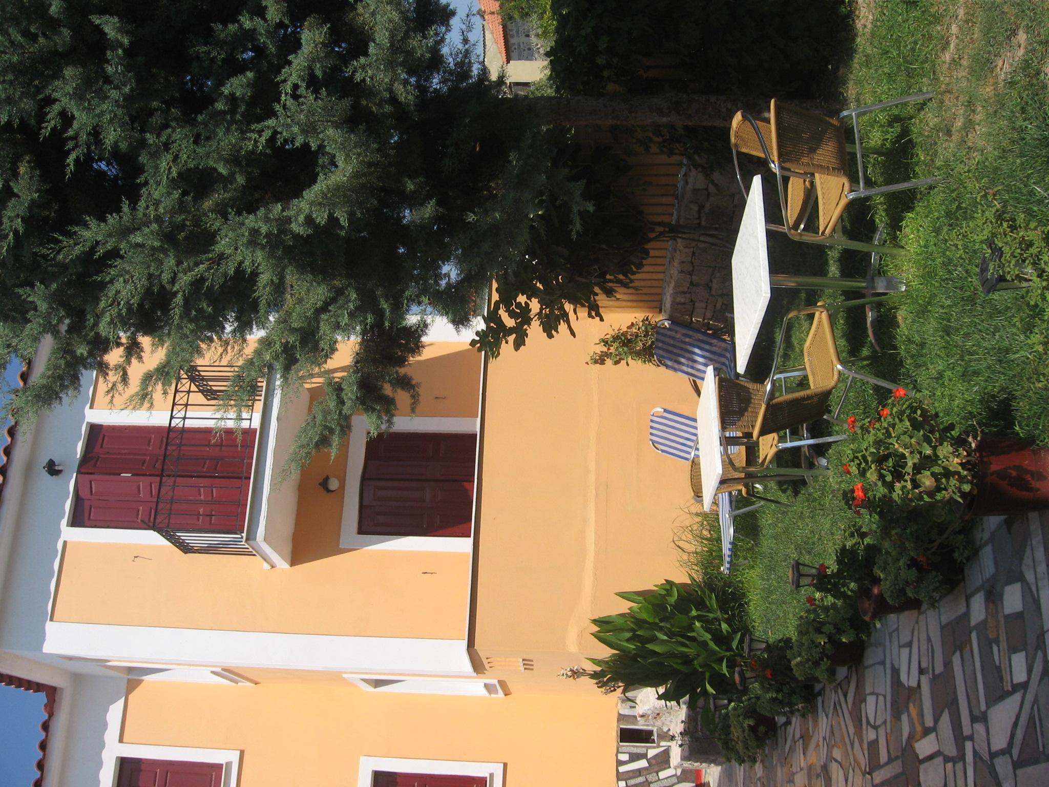 STELLA Apartments & Studios