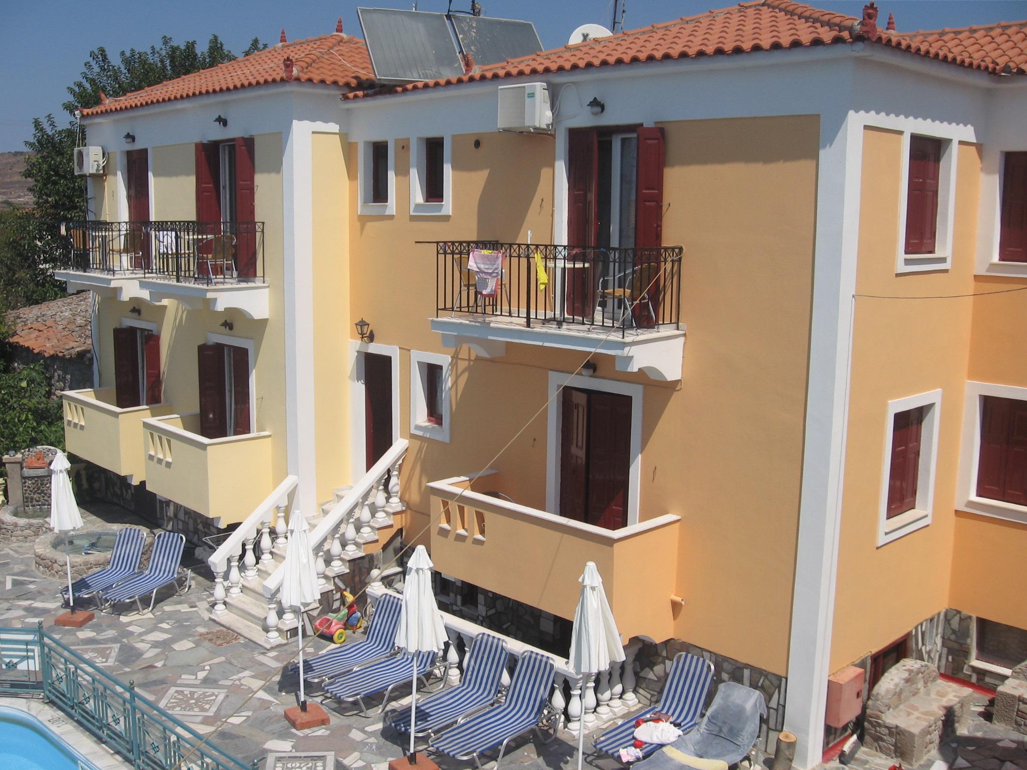 STELLA Apartments & Studios