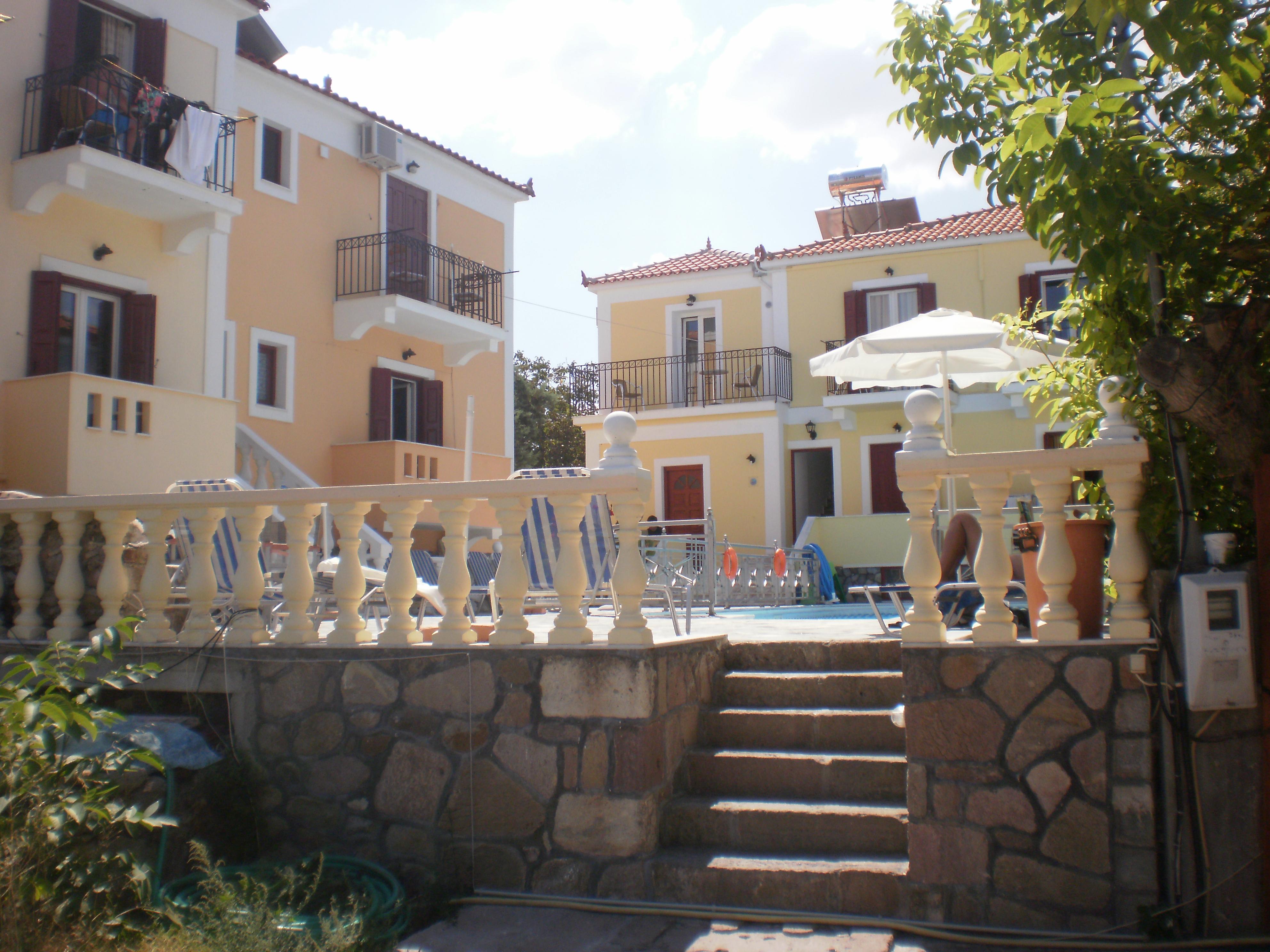 STELLA Apartments & Studios