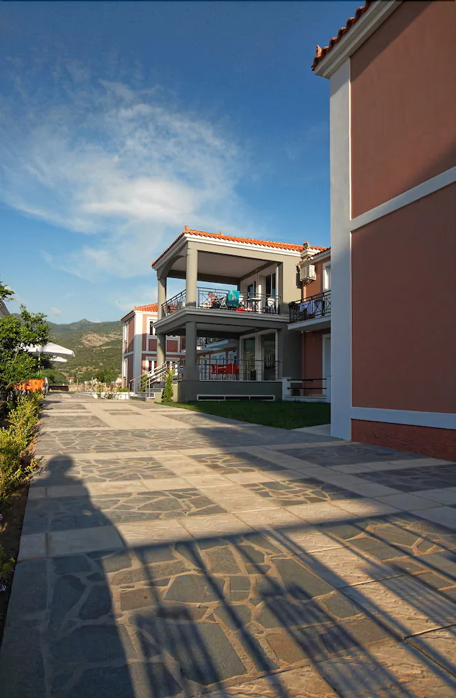 Sun & Sea Luxury Hotel