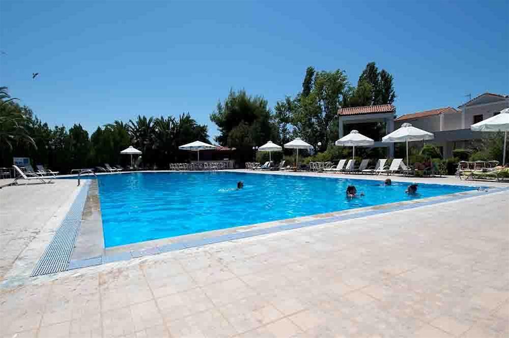 Pasiphae Hotel