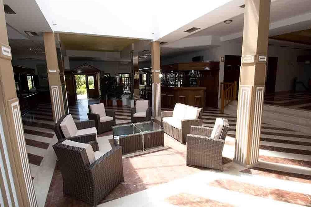 Pasiphae Hotel