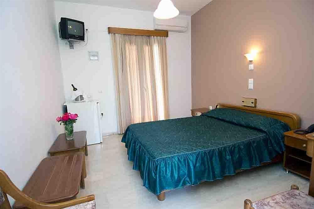 Pasiphae Hotel