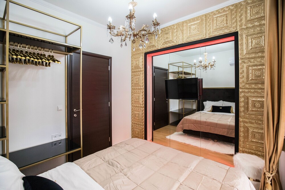 Gold Residences