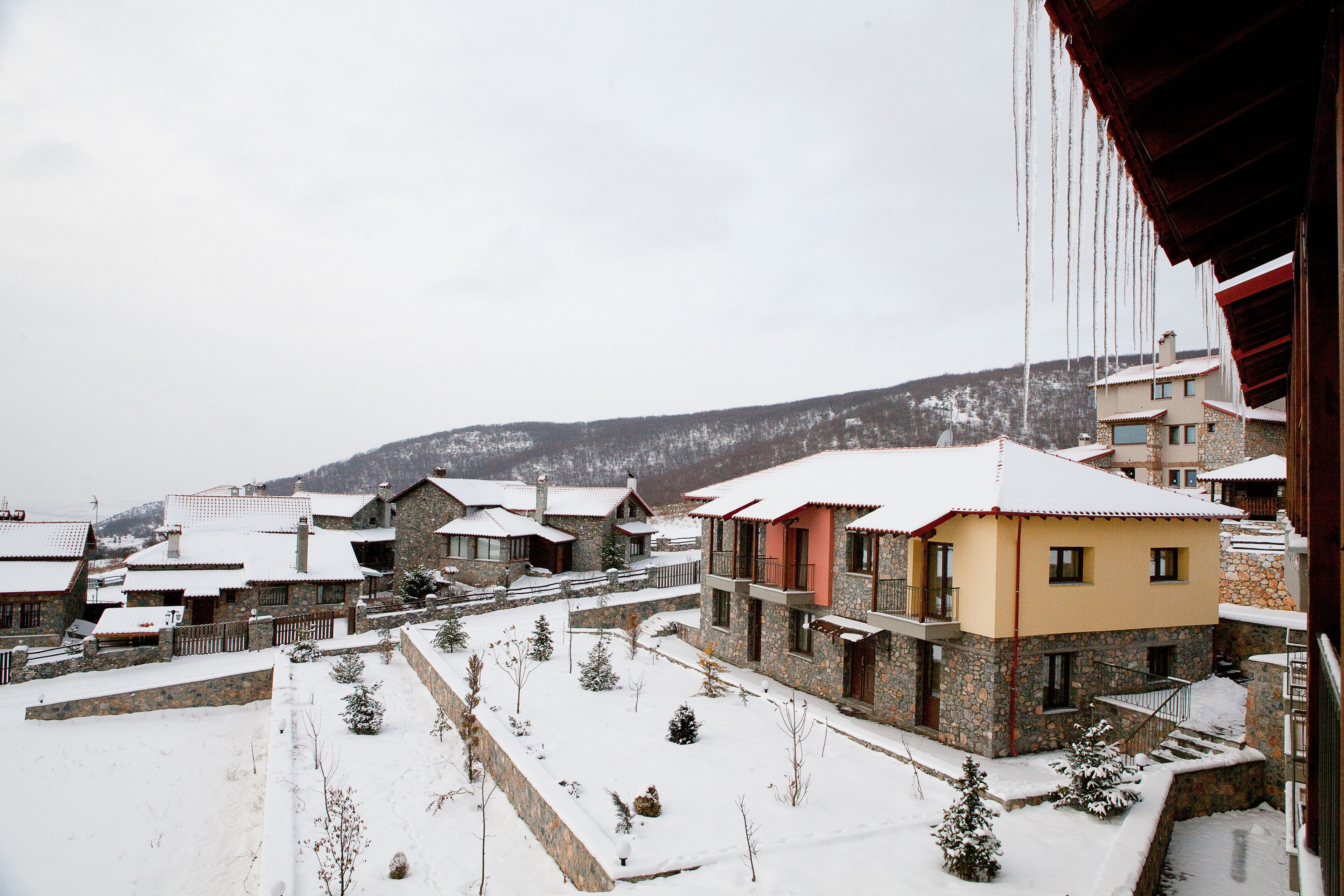 Domotel Neve Agios Athanasios