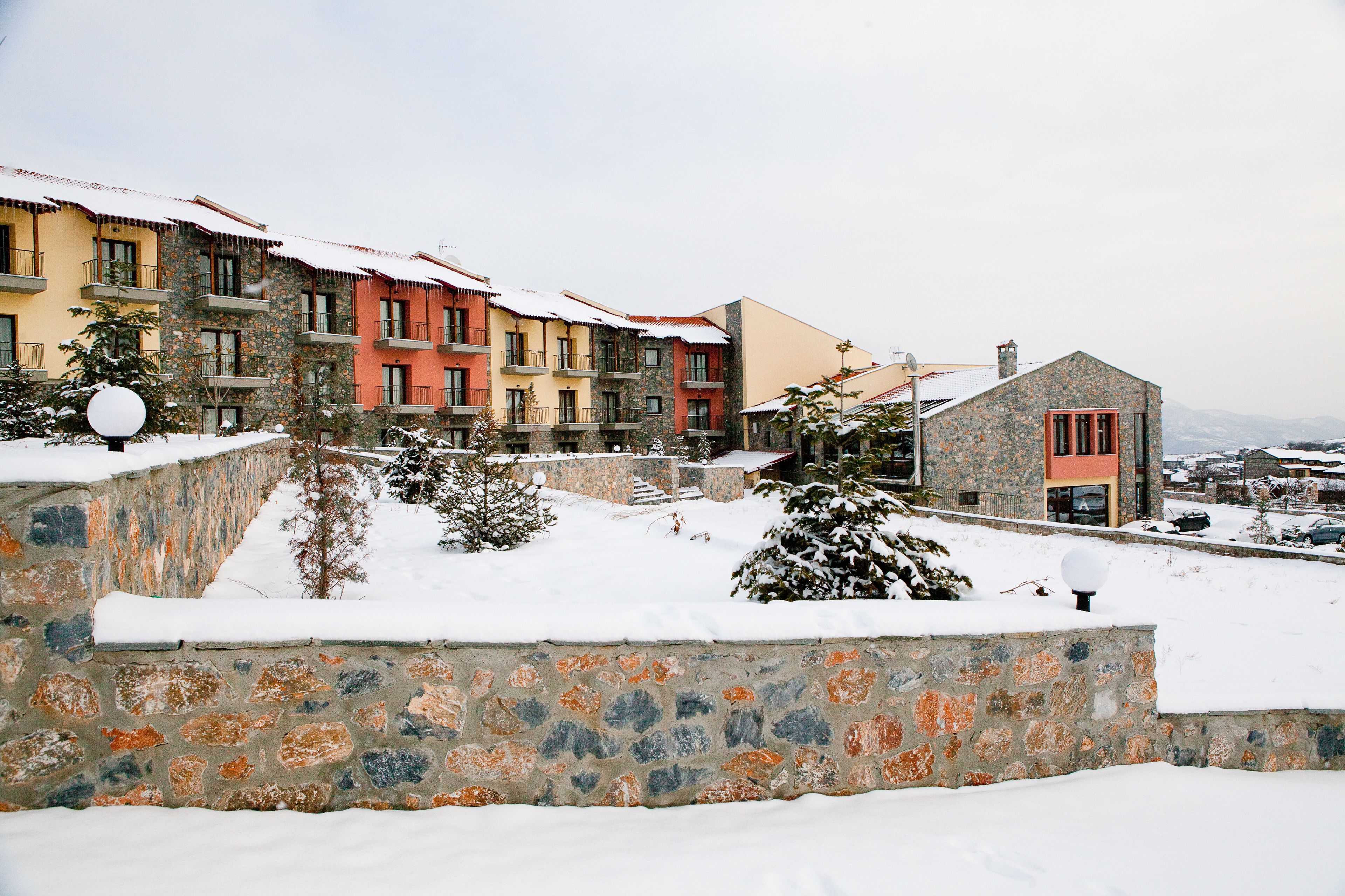 Domotel Neve Agios Athanasios