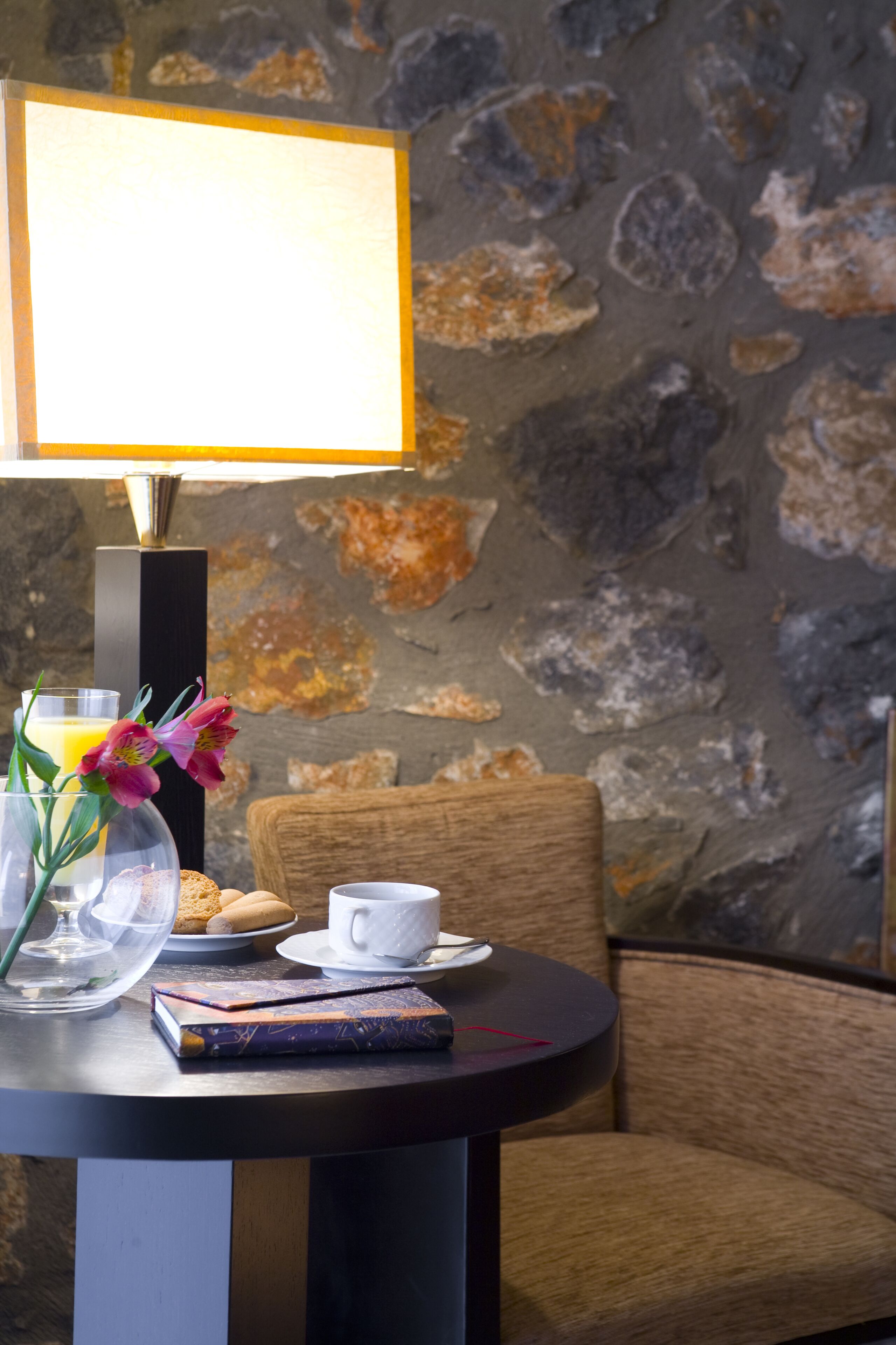 Domotel Neve Agios Athanasios