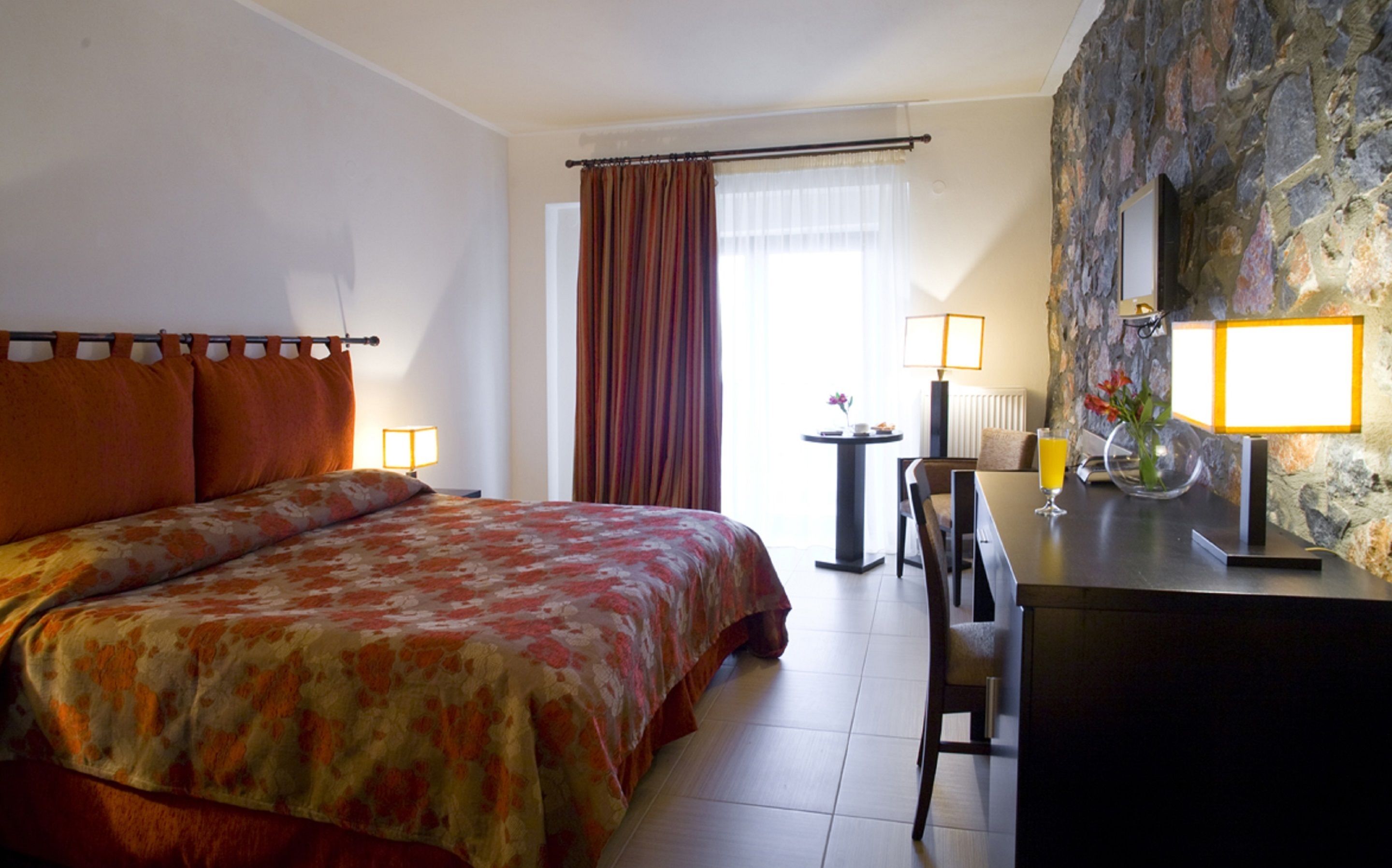 Domotel Neve Agios Athanasios