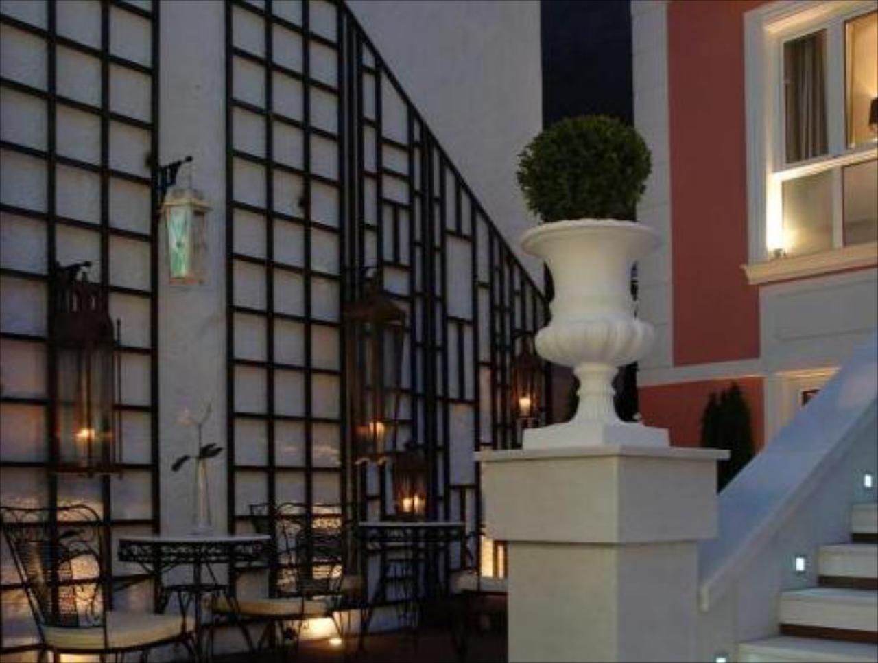 Andromeda Boutique