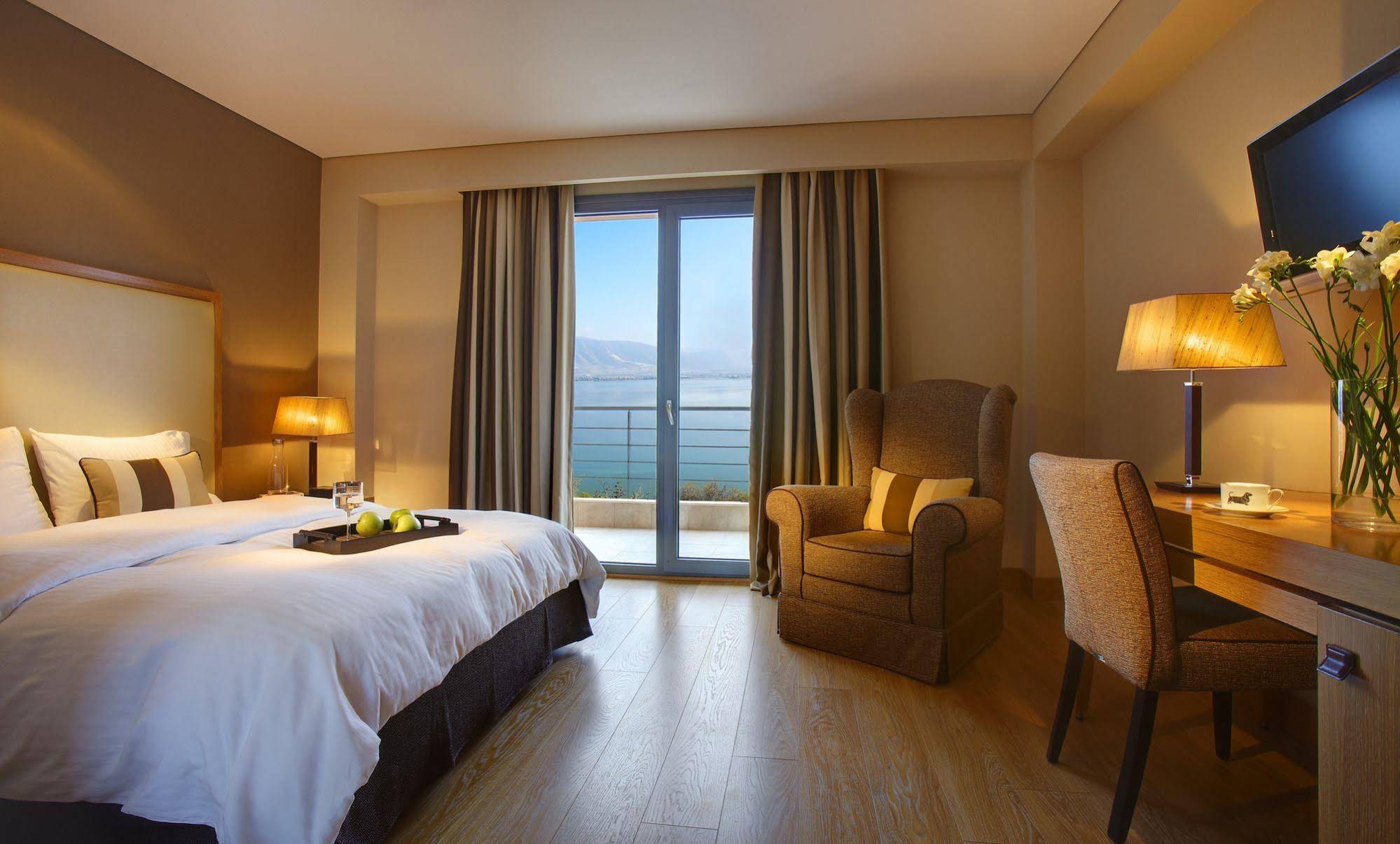 Limneon Resort & Spa