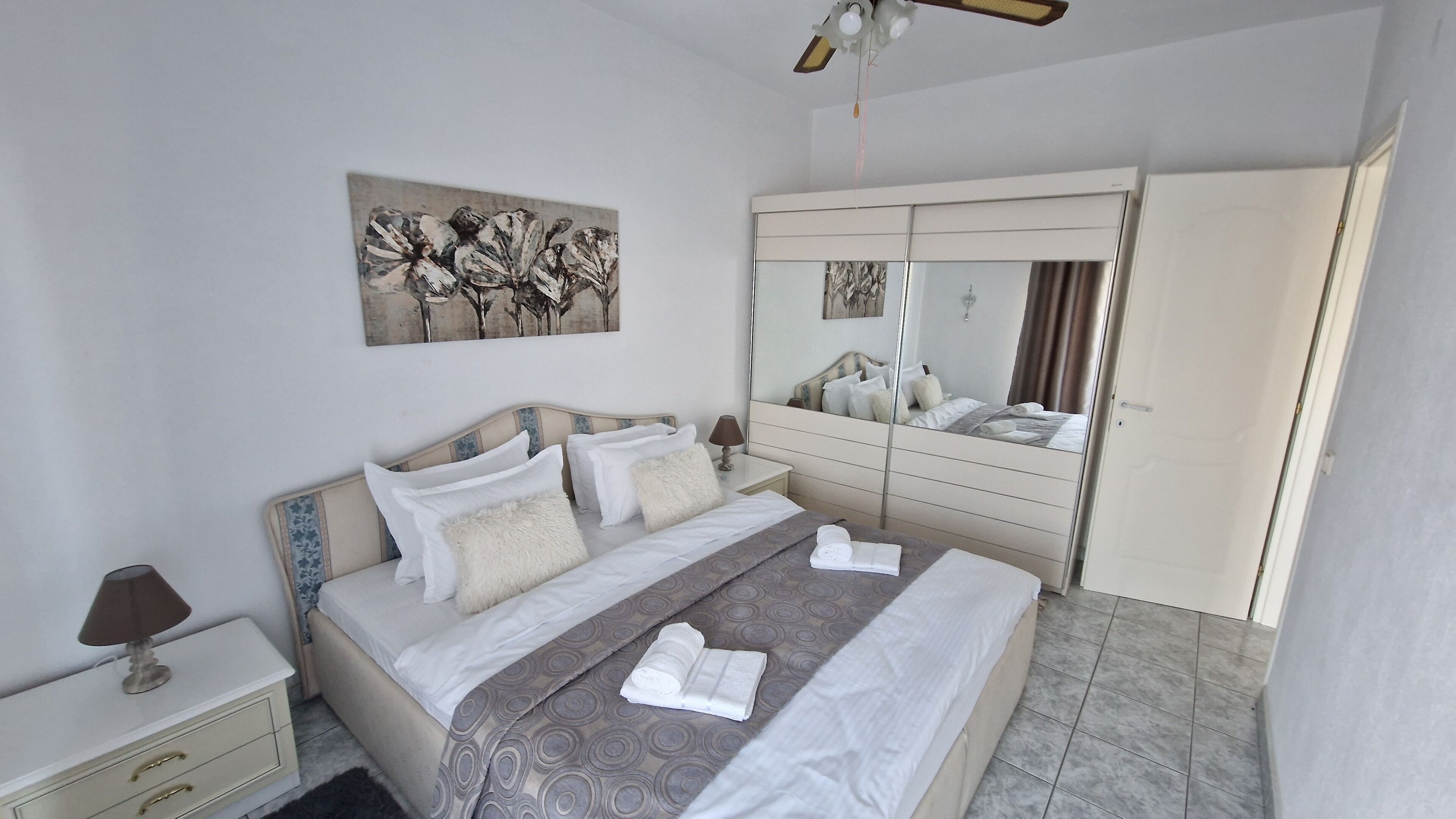 Doukas Aparthotel