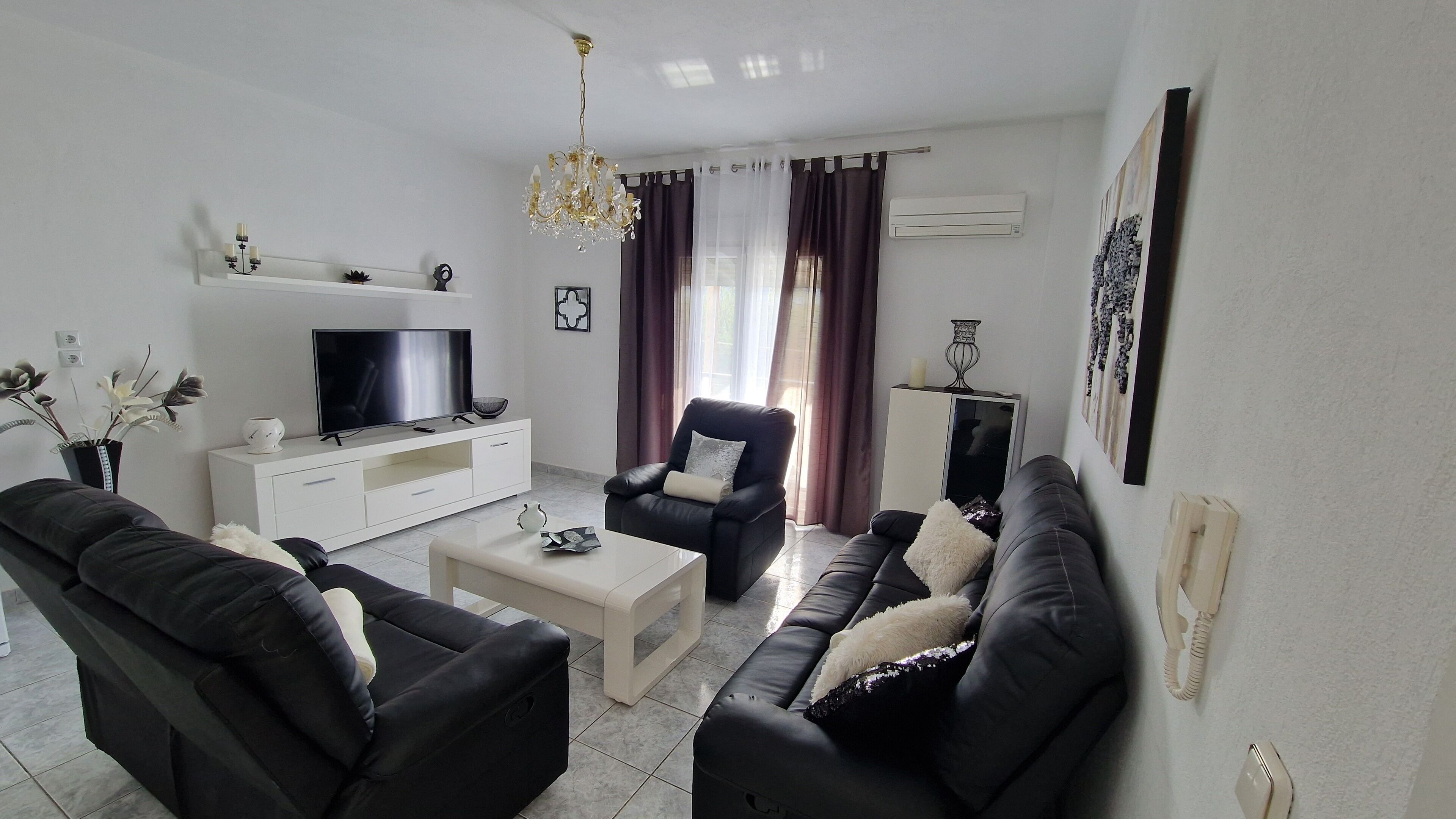 Doukas Aparthotel