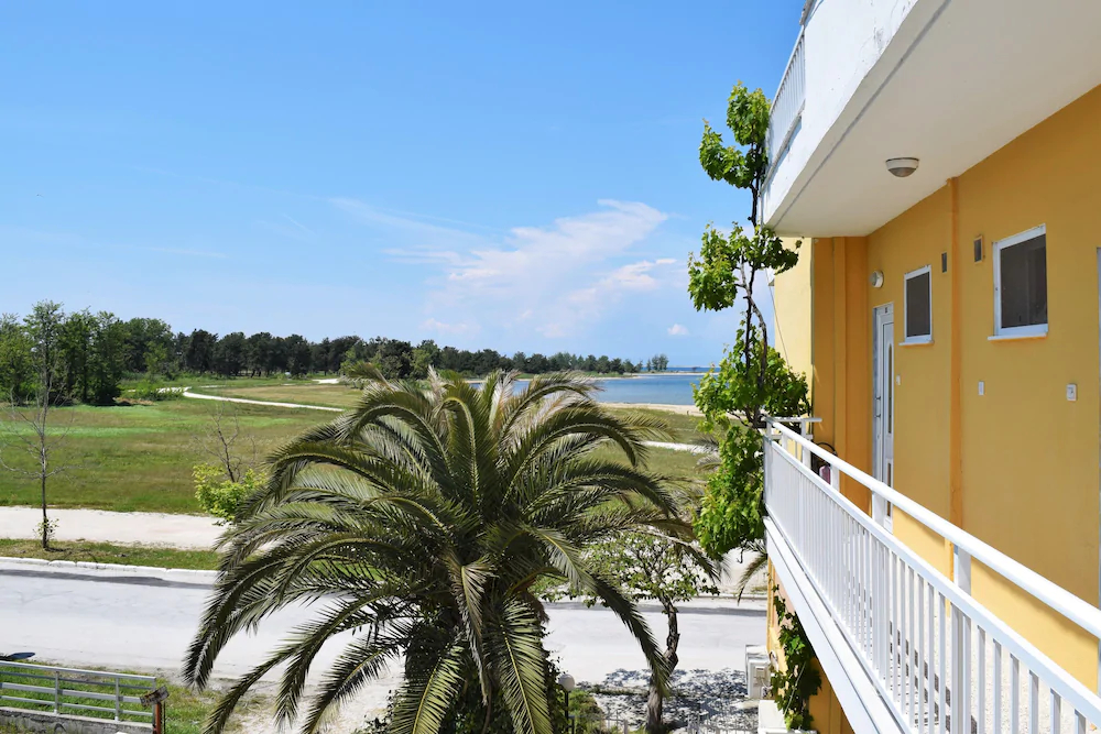 Karayiannis Hotel