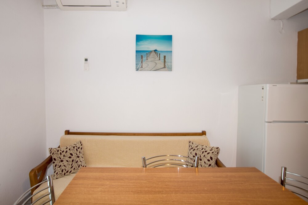 Karayiannis Hotel
