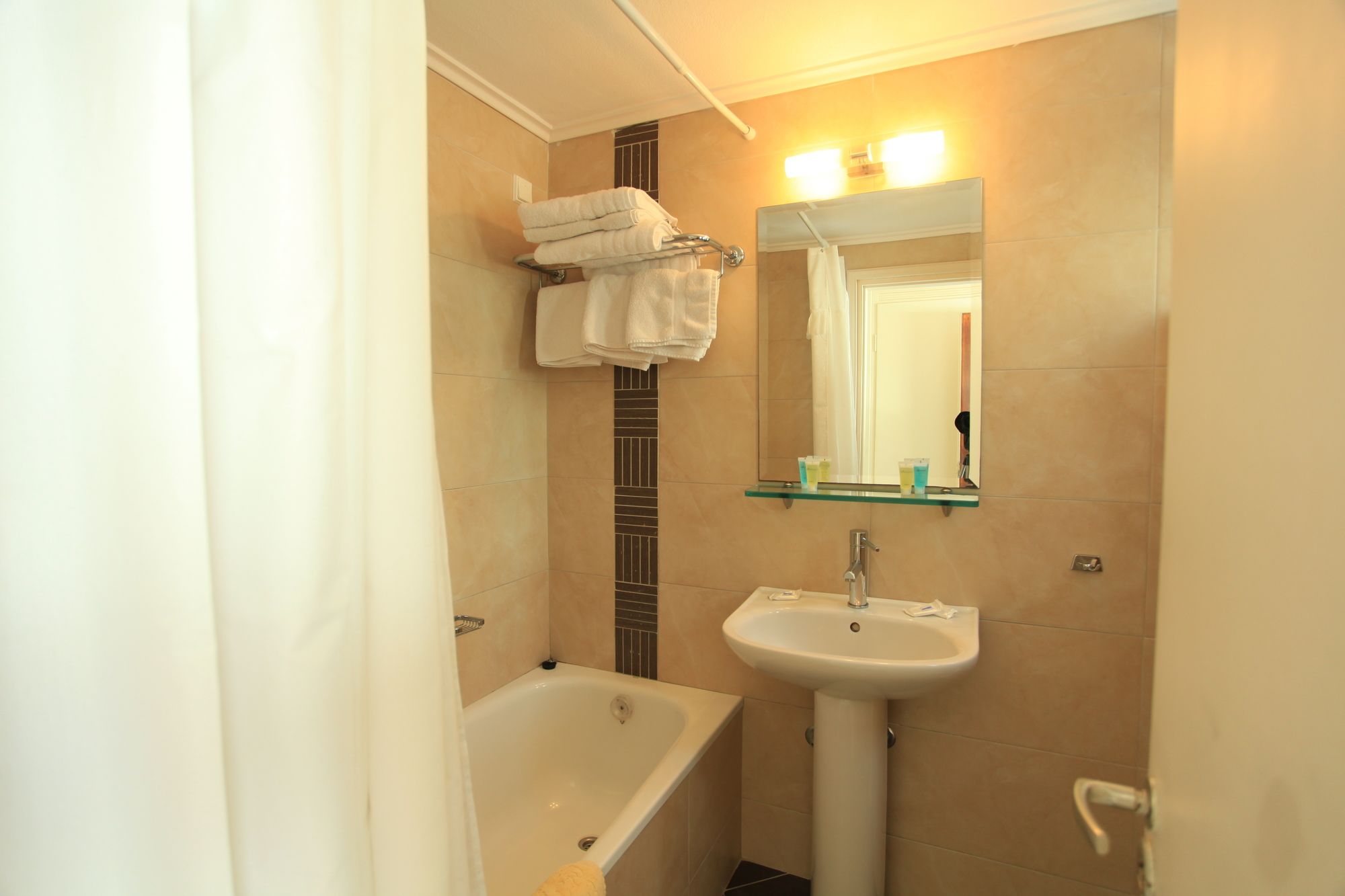 Tosca Beach Hotel
