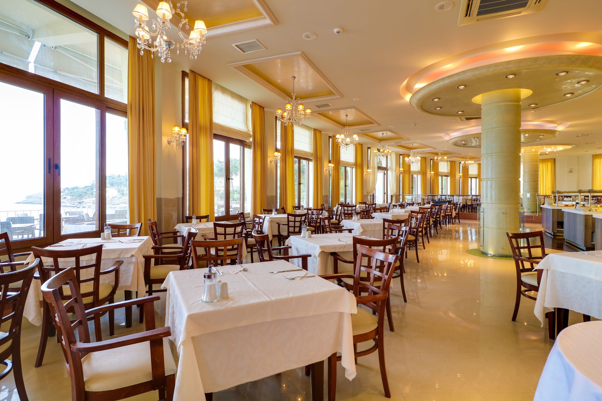 Tosca Beach Hotel