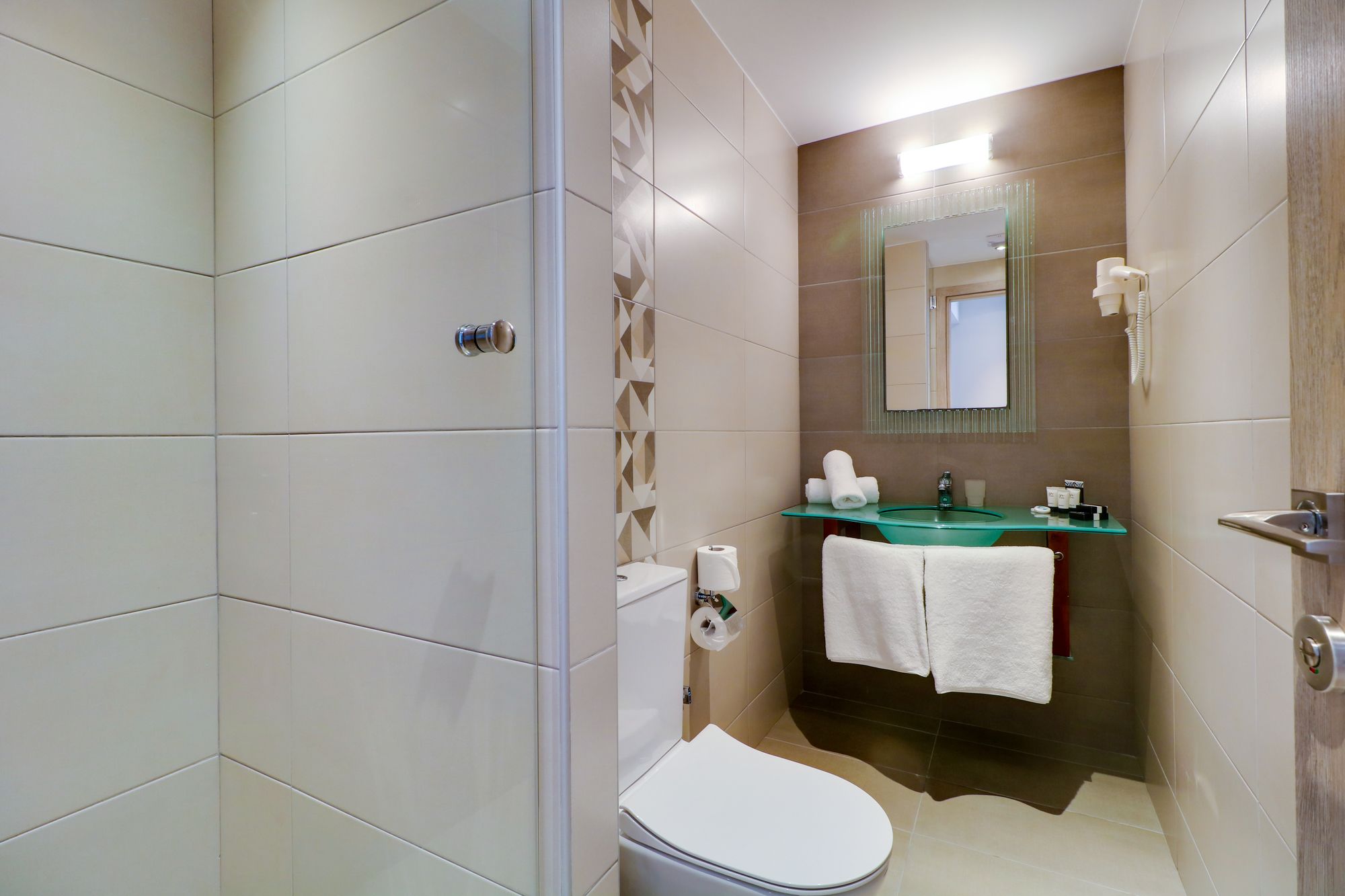 Tosca Beach Hotel
