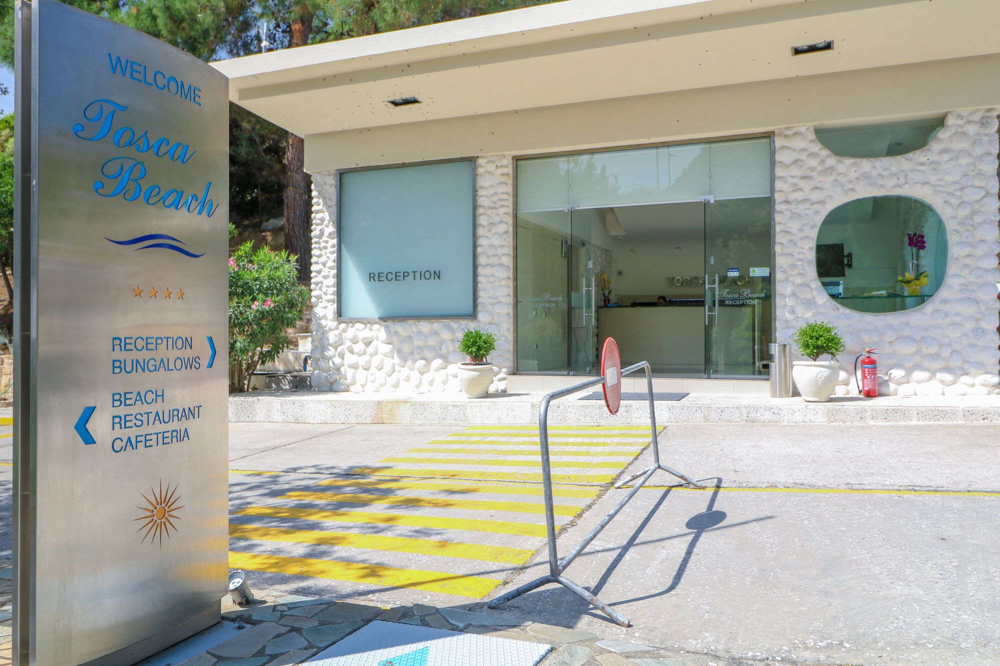Tosca Beach Hotel