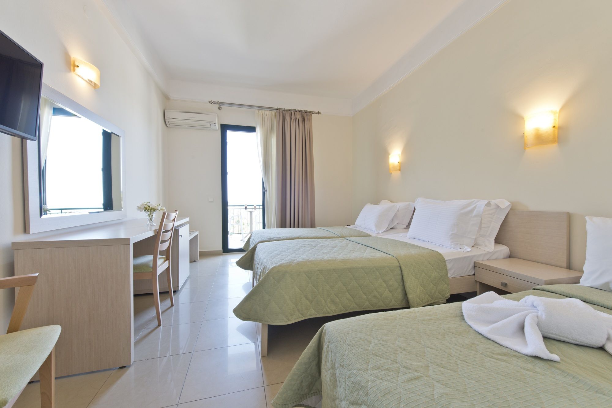 Tosca Beach Hotel