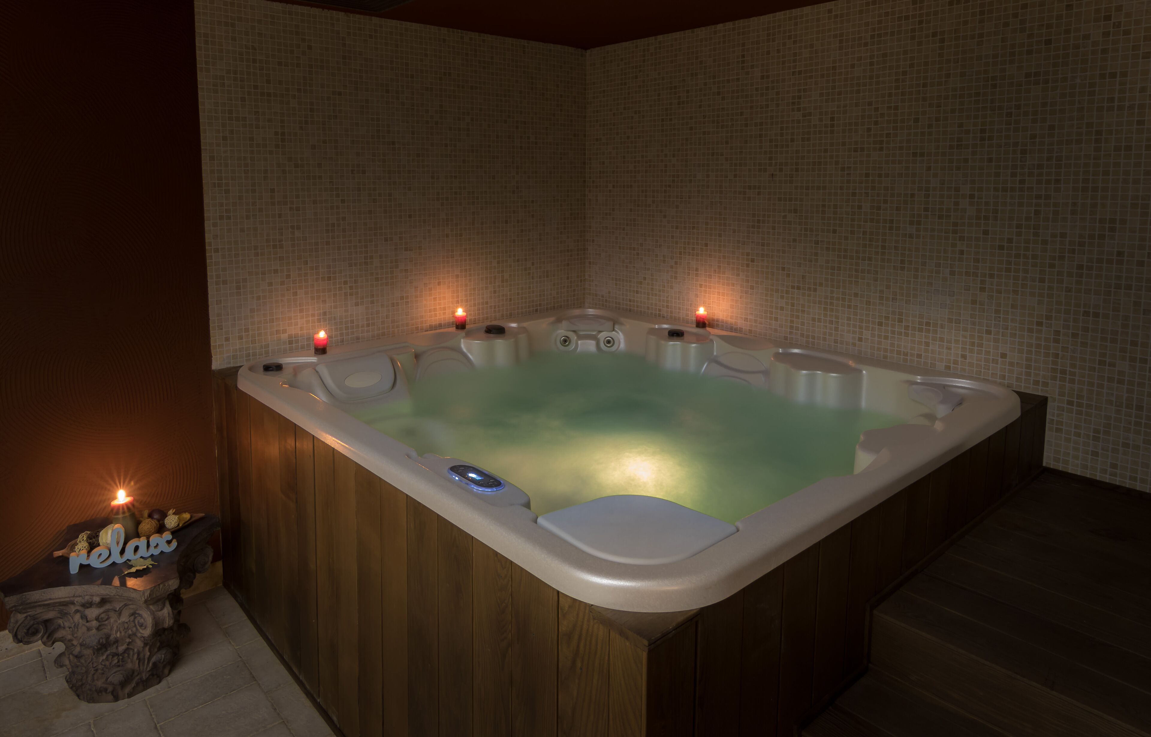 King Maron Wellness Beach Hotel