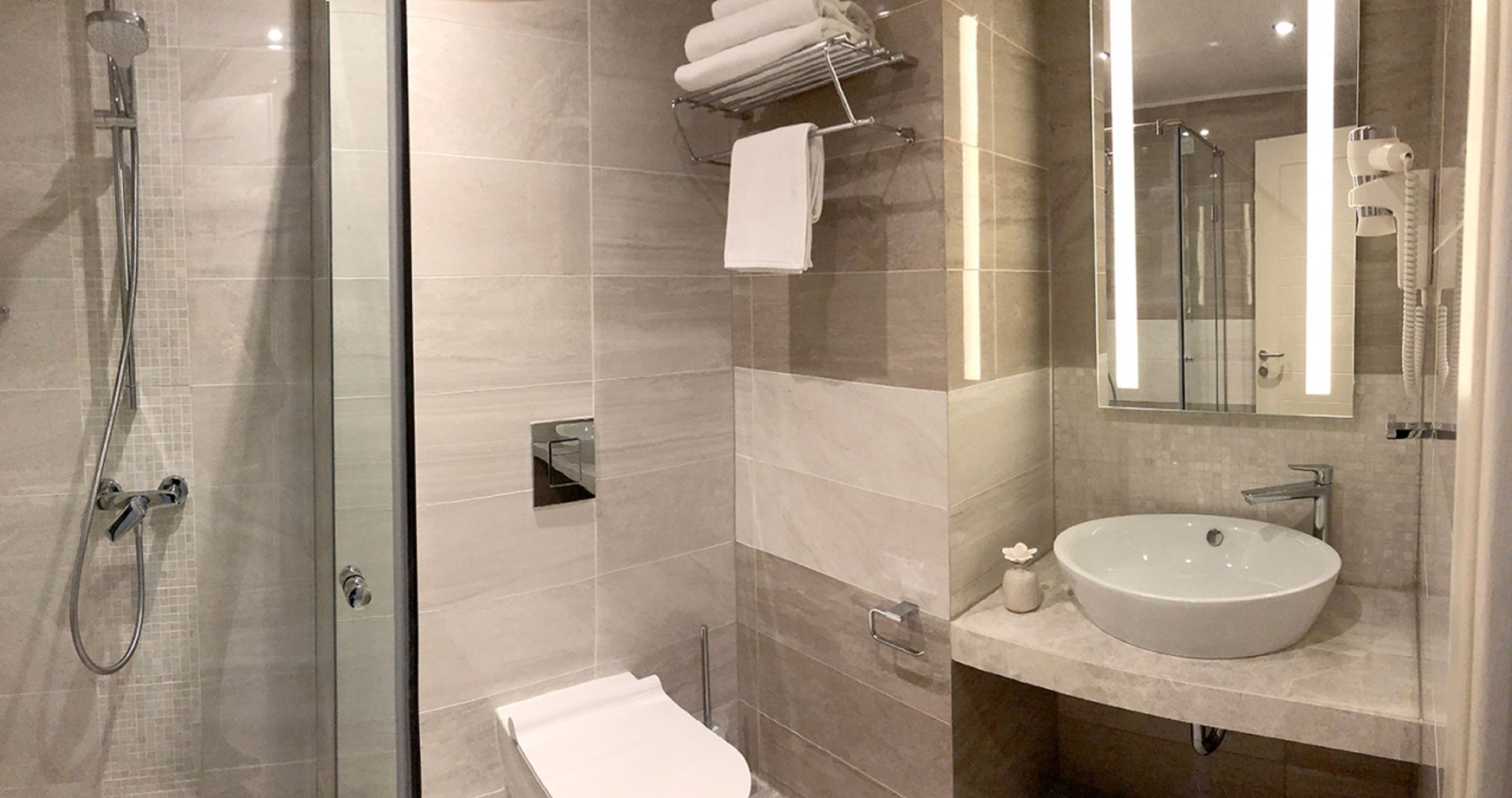 King Maron Wellness Beach Hotel