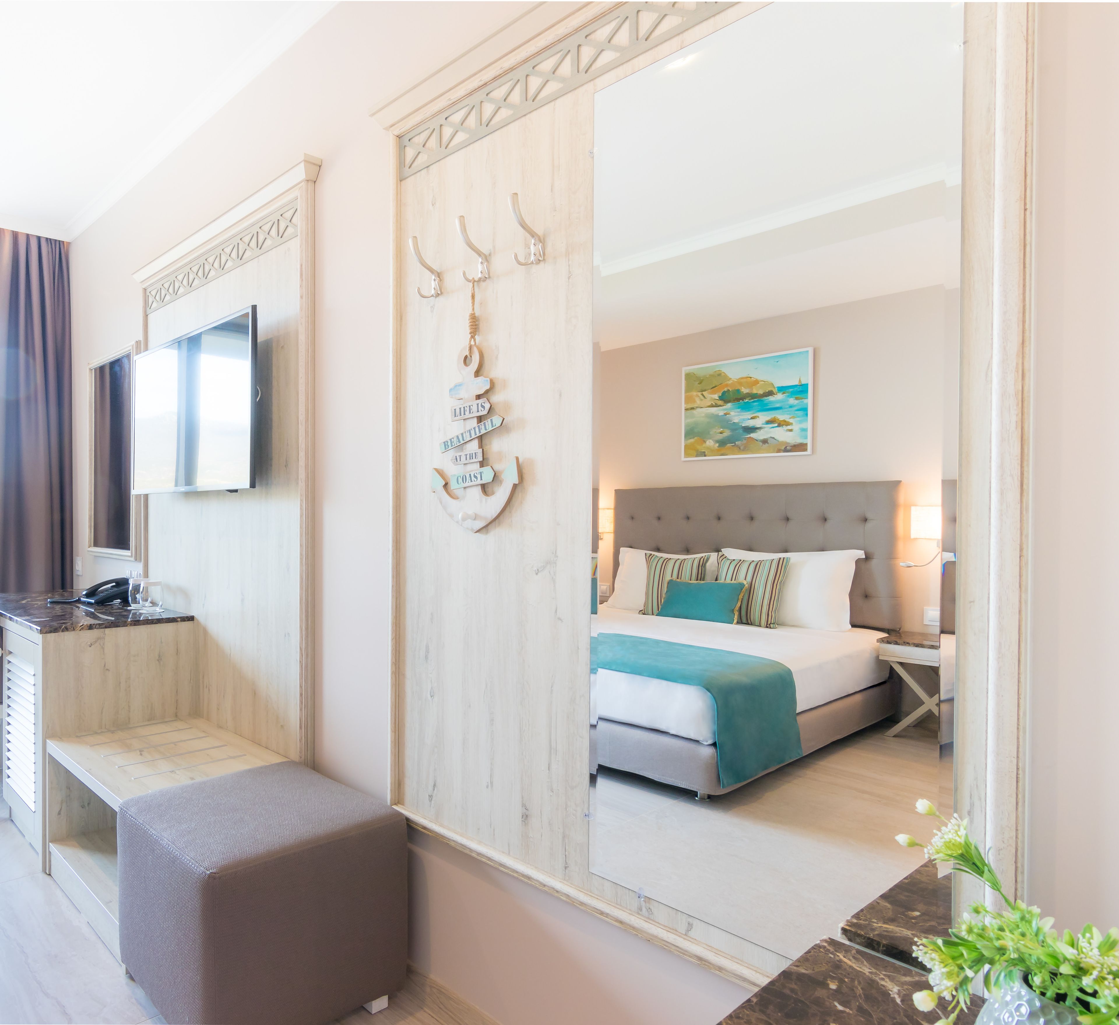 King Maron Wellness Beach Hotel
