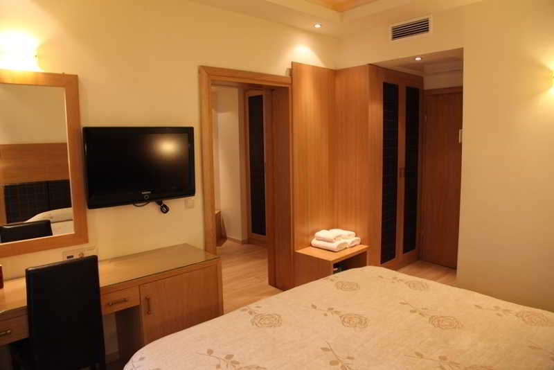 Pantelidis Hotel