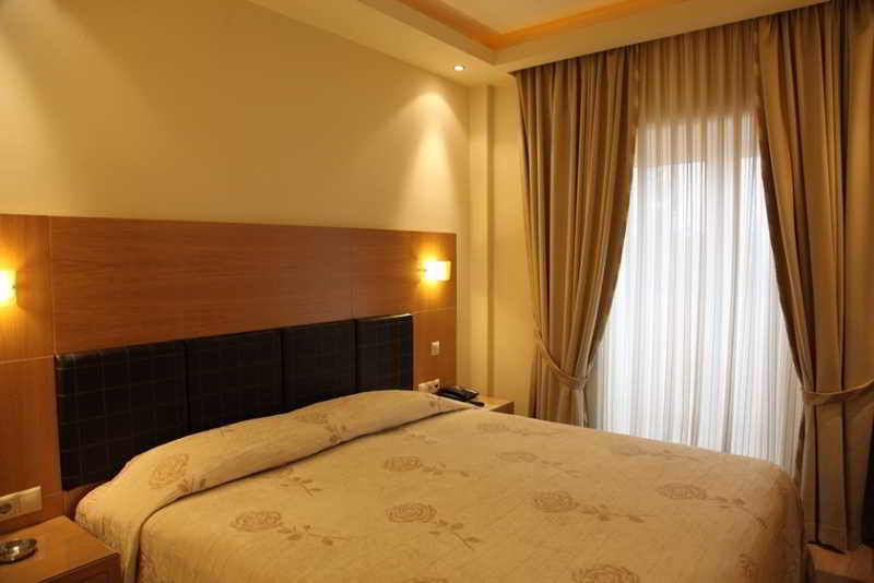 Pantelidis Hotel