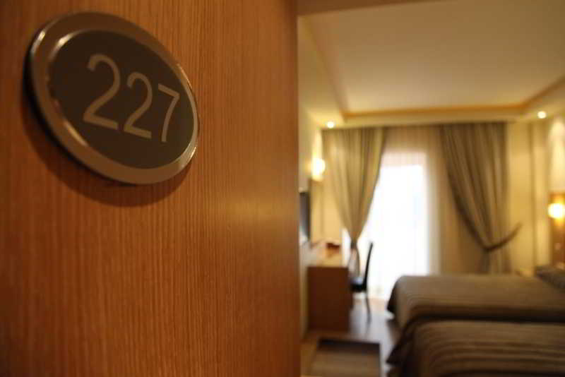 Pantelidis Hotel