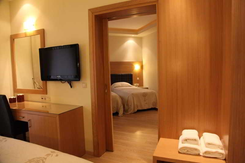 Pantelidis Hotel