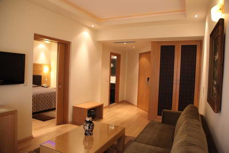 Pantelidis Hotel