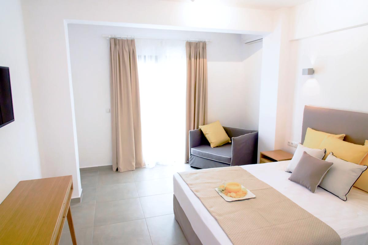 Stavros Beach Hotel