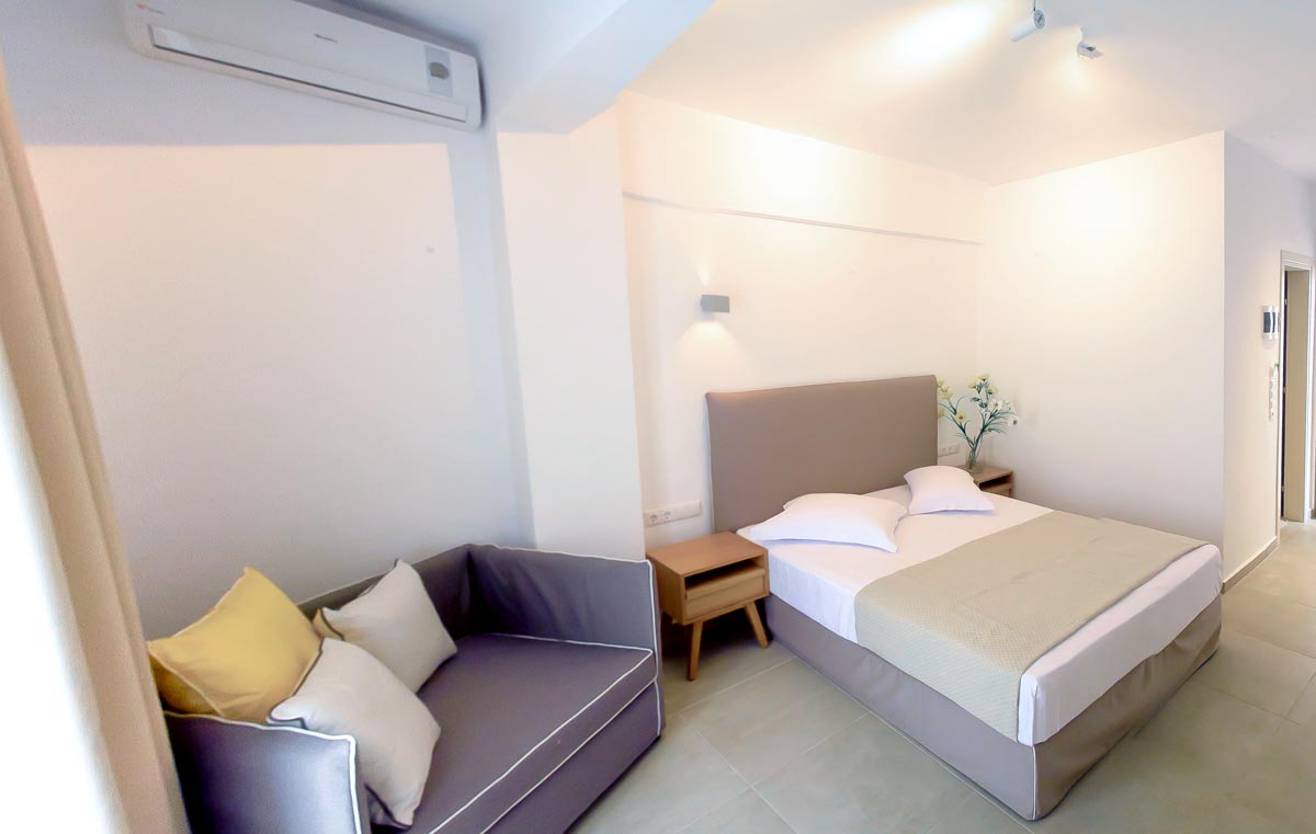 Stavros Beach Hotel