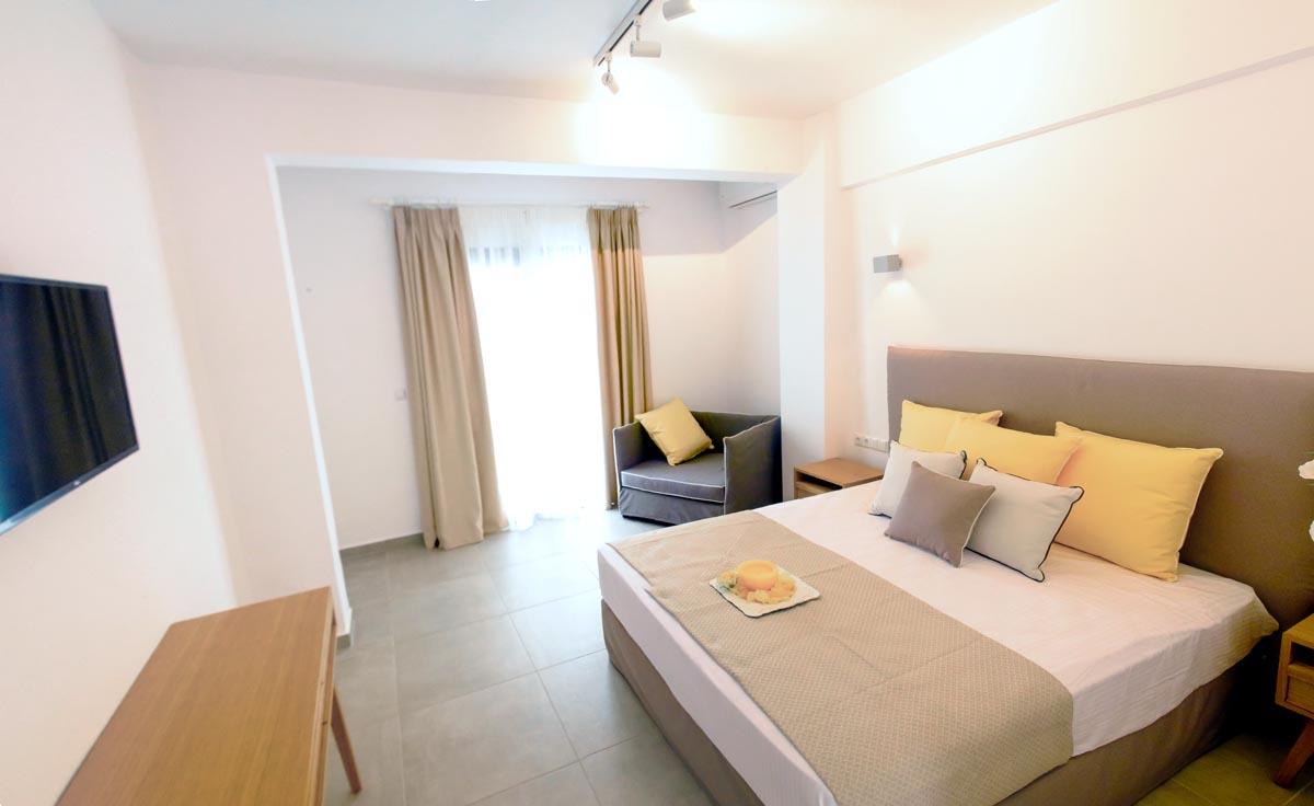 Stavros Beach Hotel