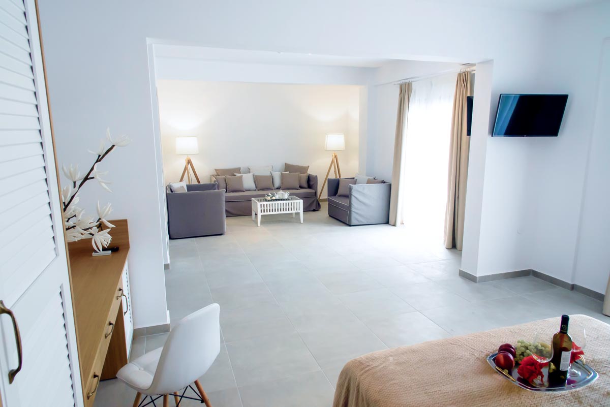 Stavros Beach Hotel