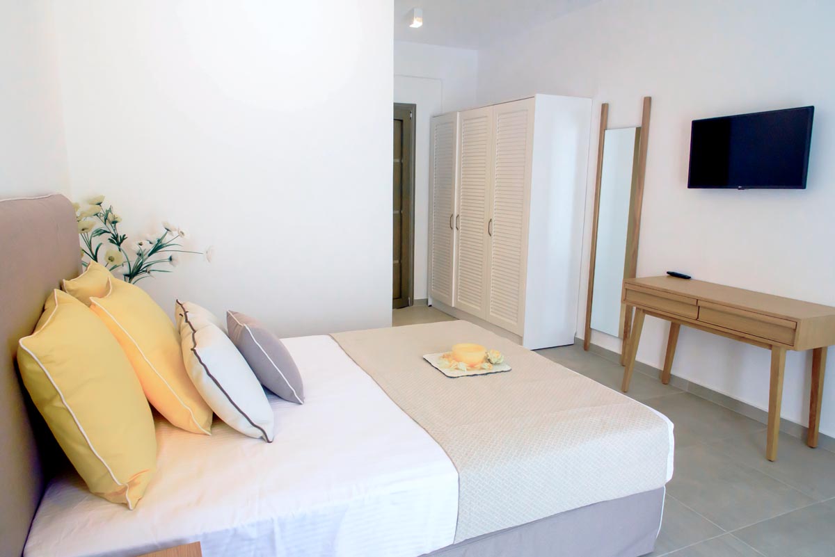 Stavros Beach Hotel