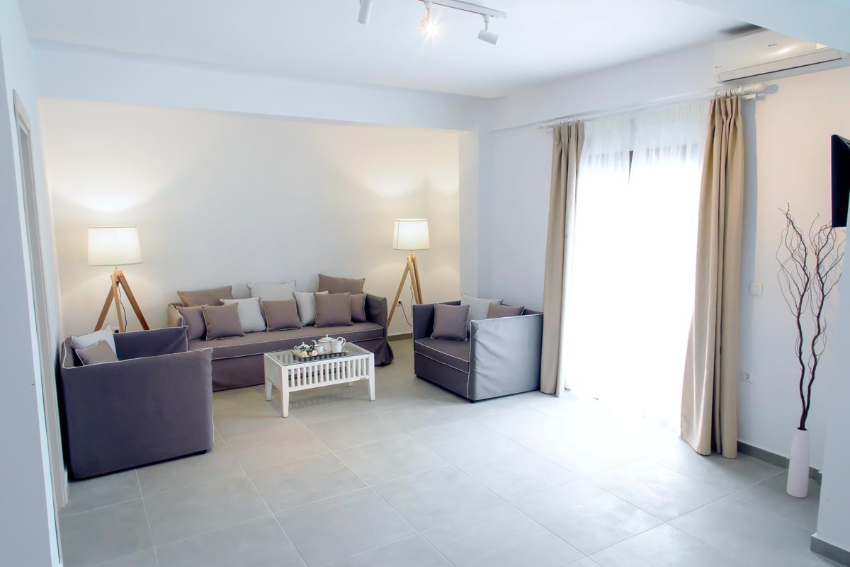 Stavros Beach Hotel
