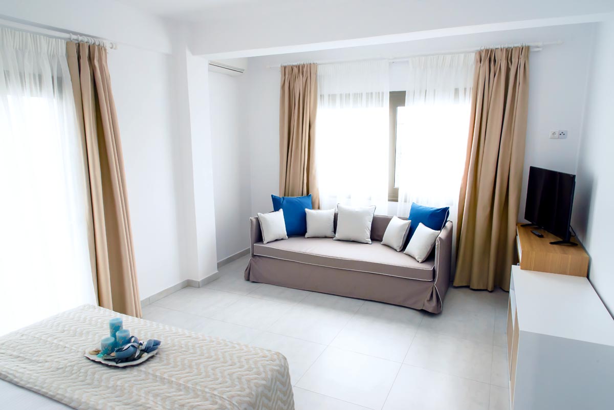Stavros Beach Hotel